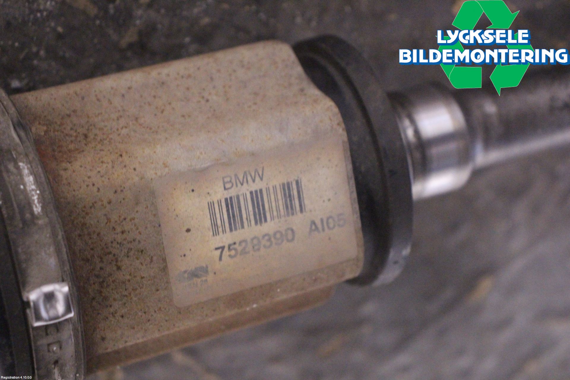 BMW 5 E60/61 Sed/Tou 02-10 Drivaxel Fram Höger