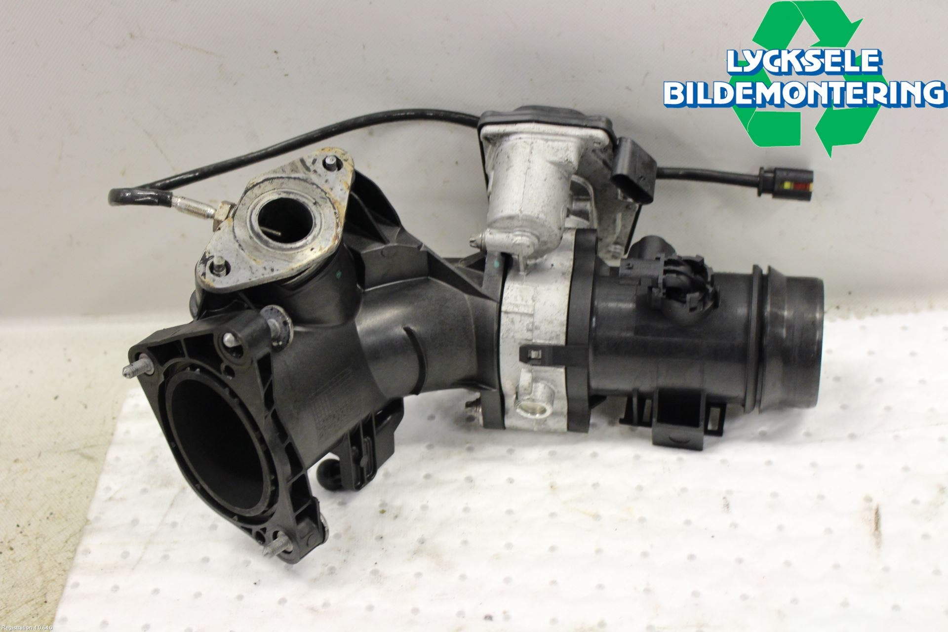 BMW 3 F30/F31/F80 12-19 Grenrör Insug