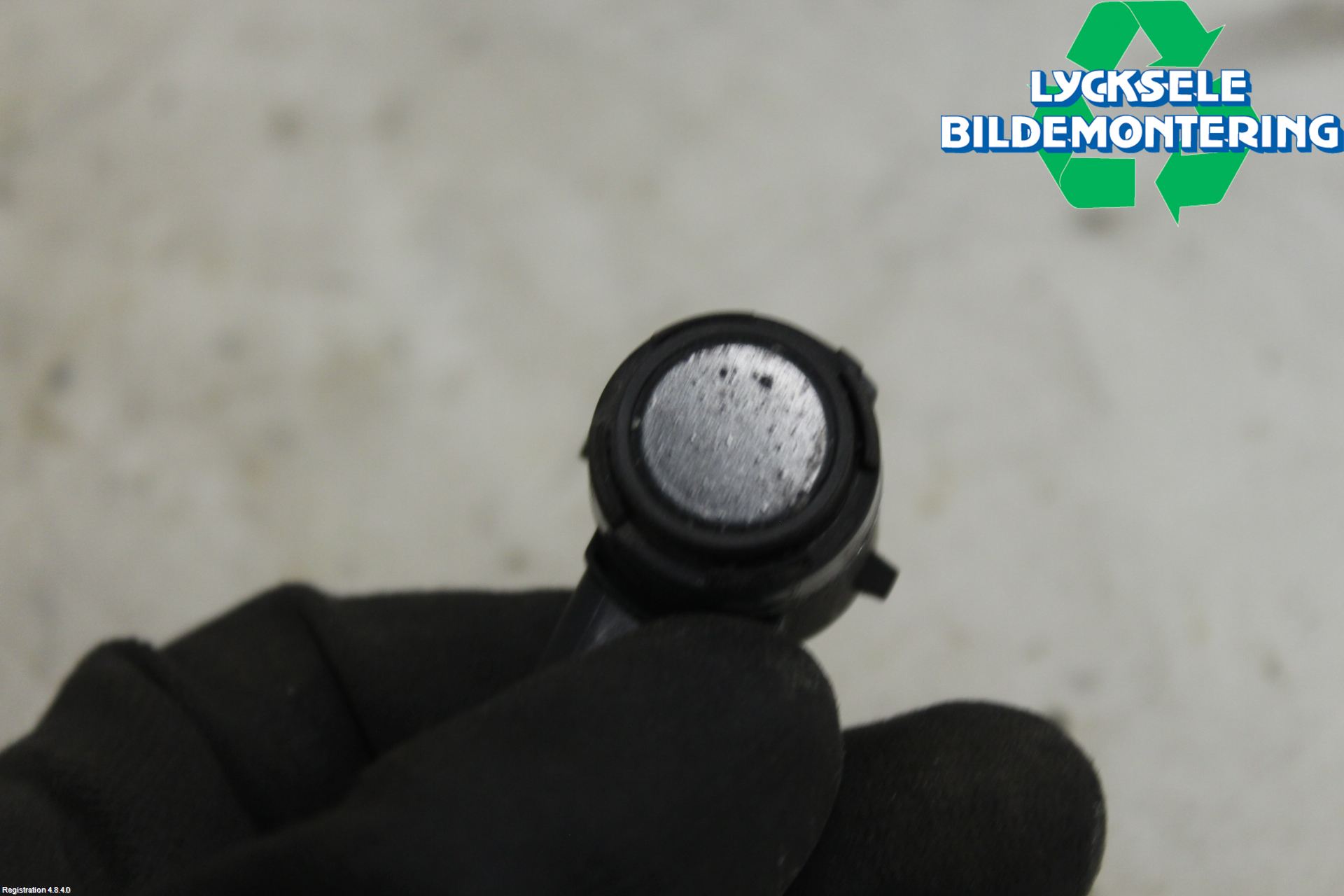 Volkswagen VW PASSAT 15-19 Parkeringshjälp Frontsensor