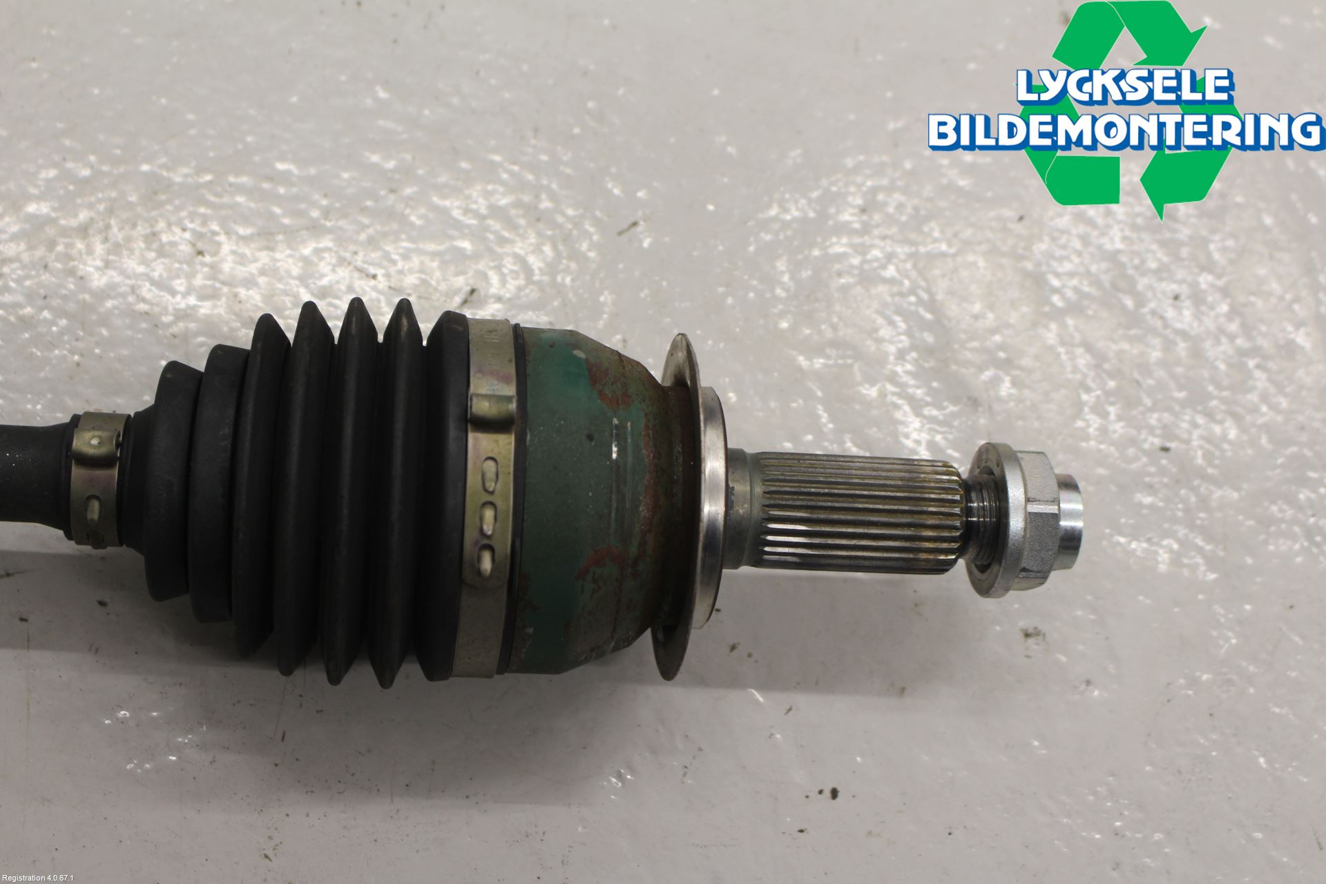 Subaru OUTBACK 15-20 Drivaxel Fram Vänster