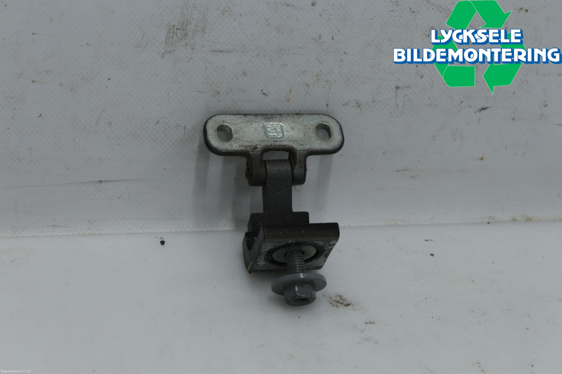 Audi A3/S3 8V 13-20 Bakluckegångjärn Hö