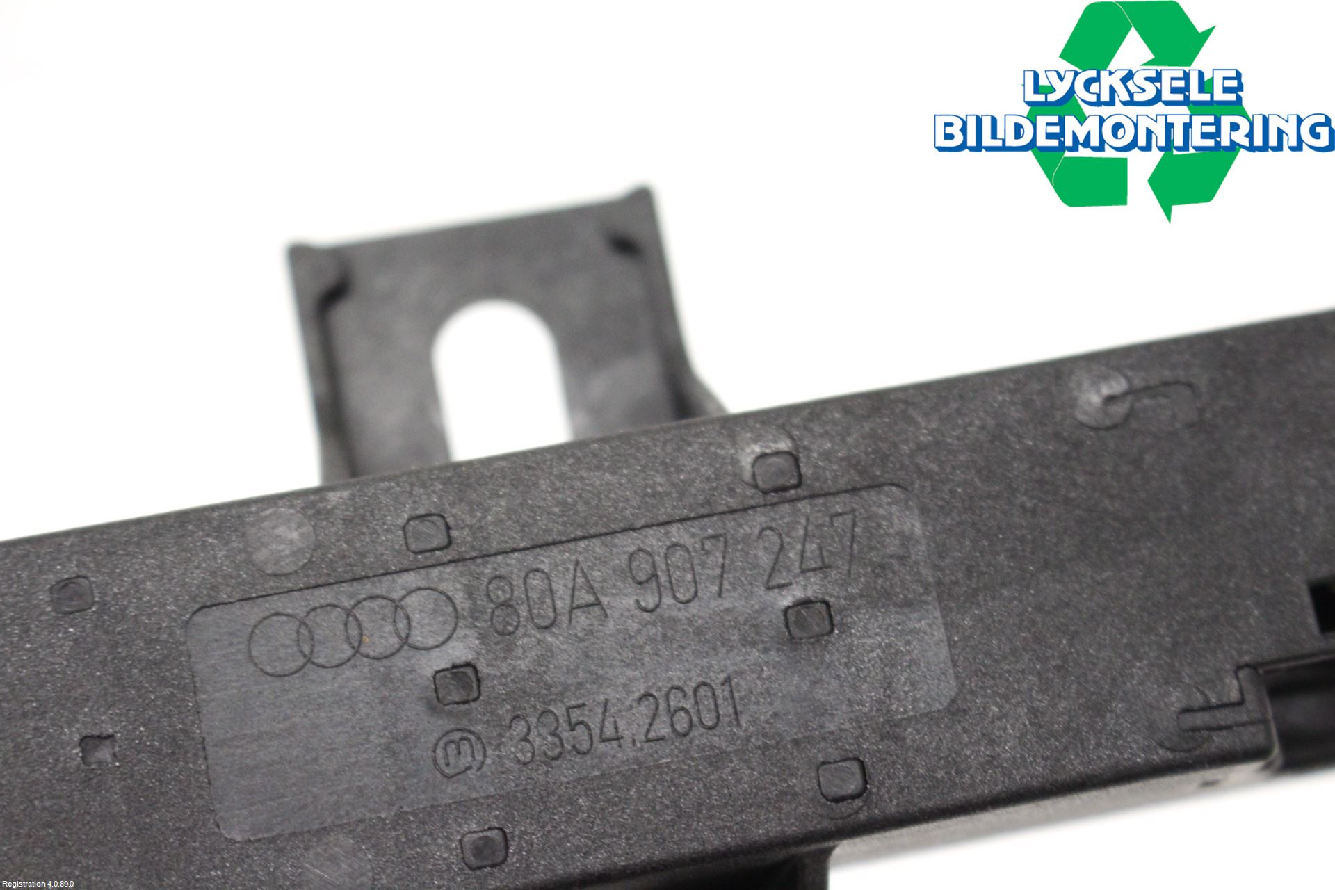 Audi Q5/SQ5 17- Antenn