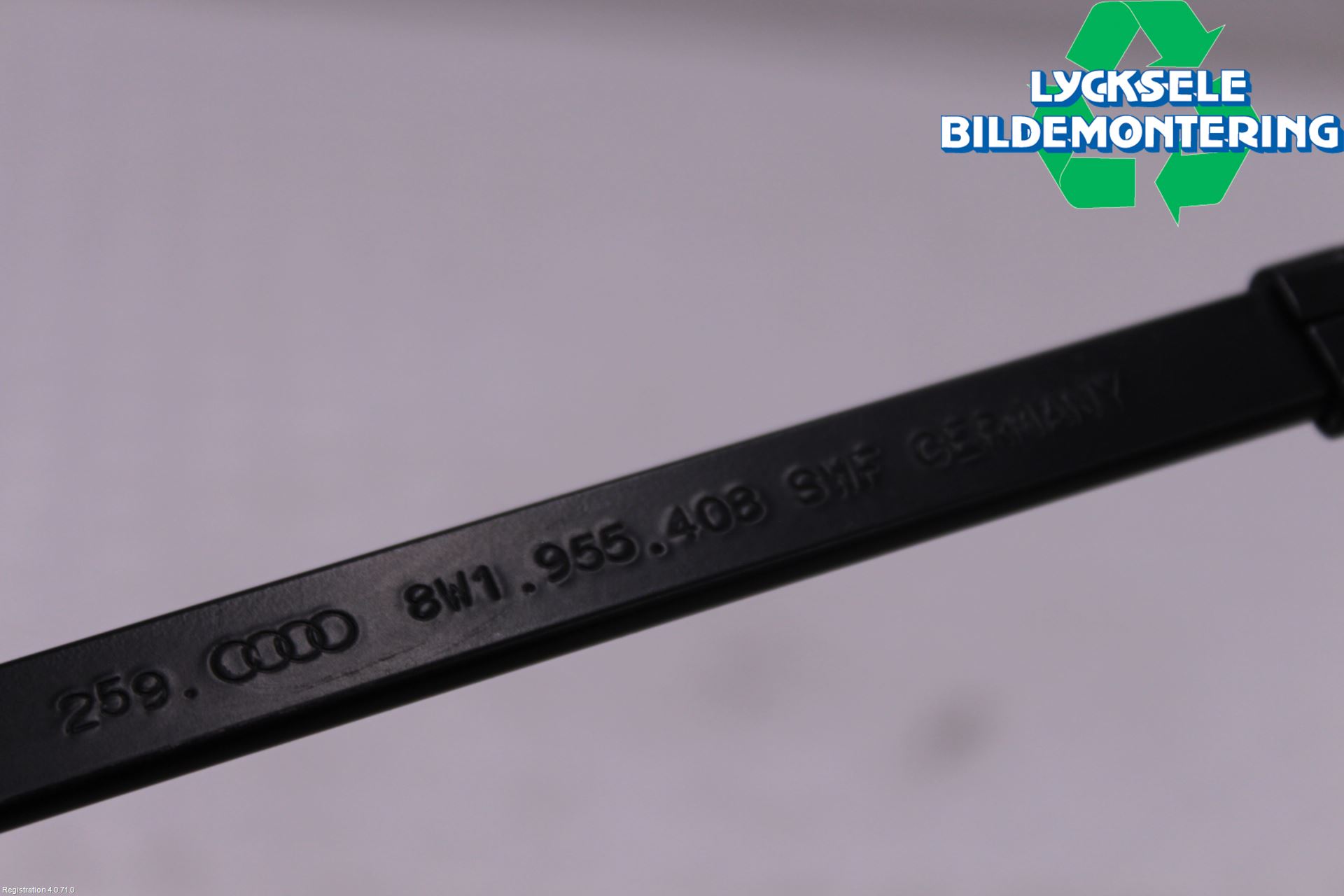 Audi A4/S4 B9 20- Torkararm Armar Vindruta