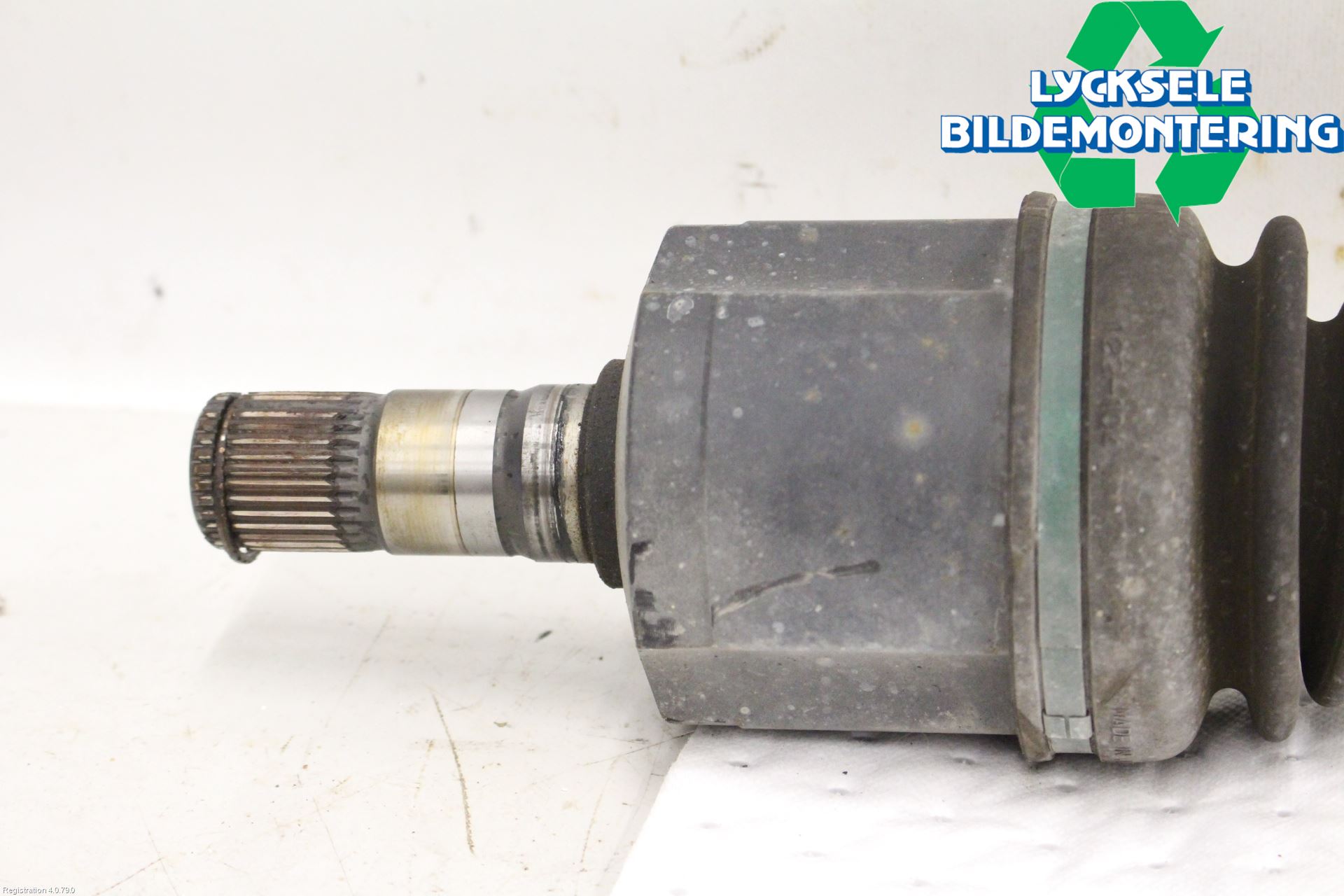 Mitsubishi OUTLANDER 07-12 Drivaxel Fram Vänster