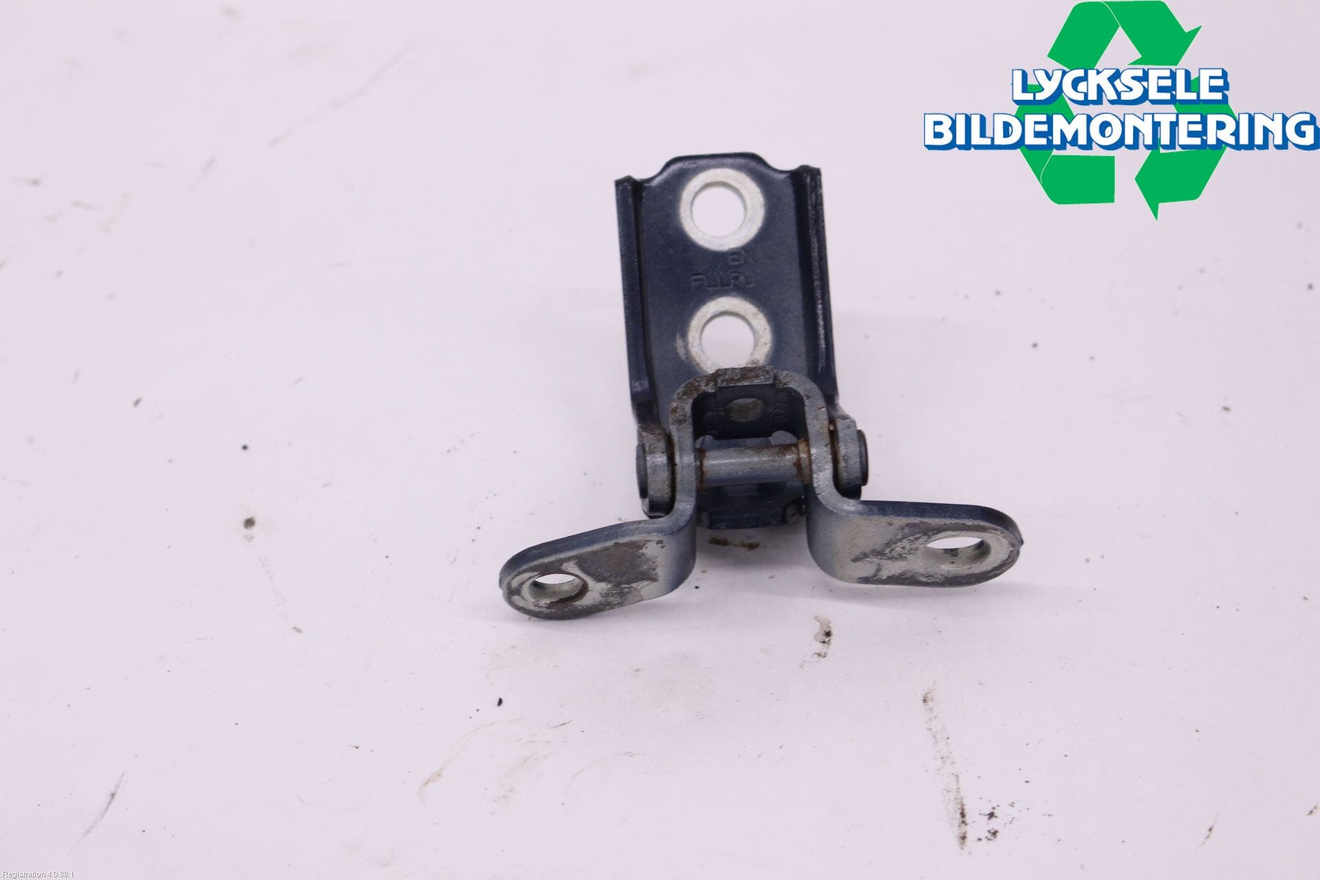 KIA SORENTO 21- Dörrgångjärn