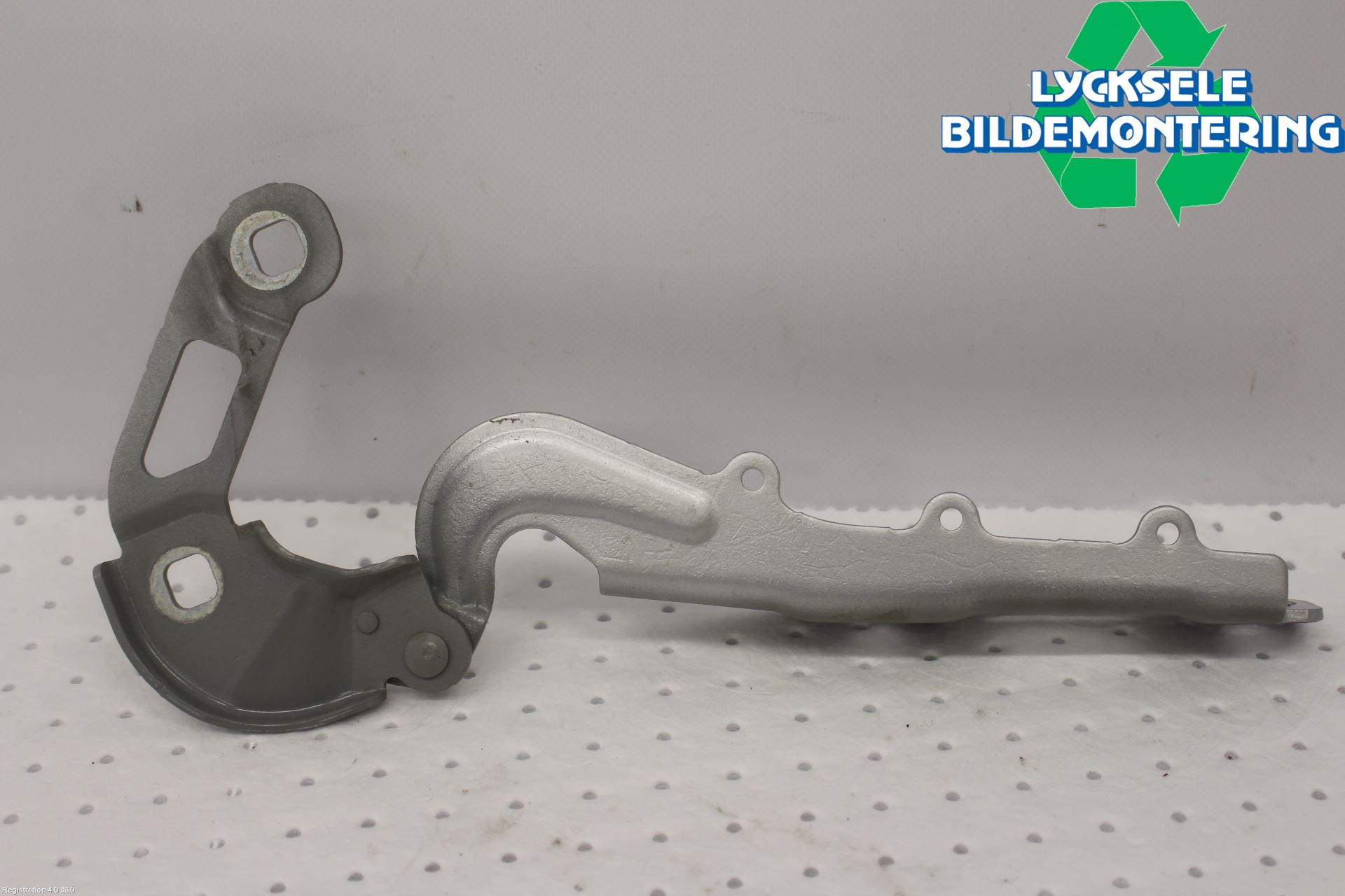 Ford FOCUS 19- Huvgångjärn