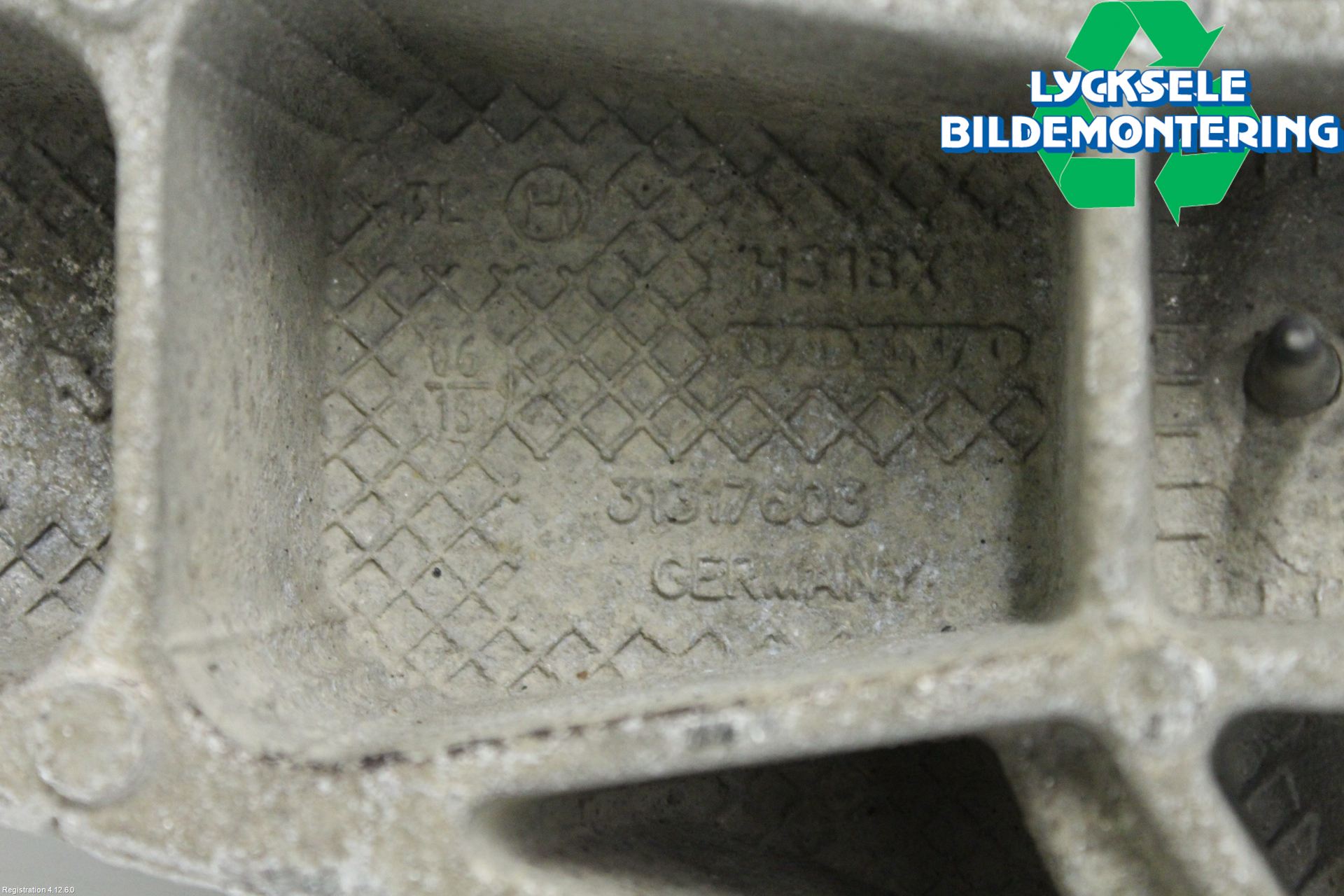 Volvo XC70 08-13 Bärarm Bak Höger