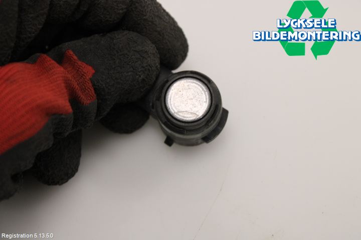 Volkswagen VW PASSAT 15-19 Parkeringshjälp Frontsensor