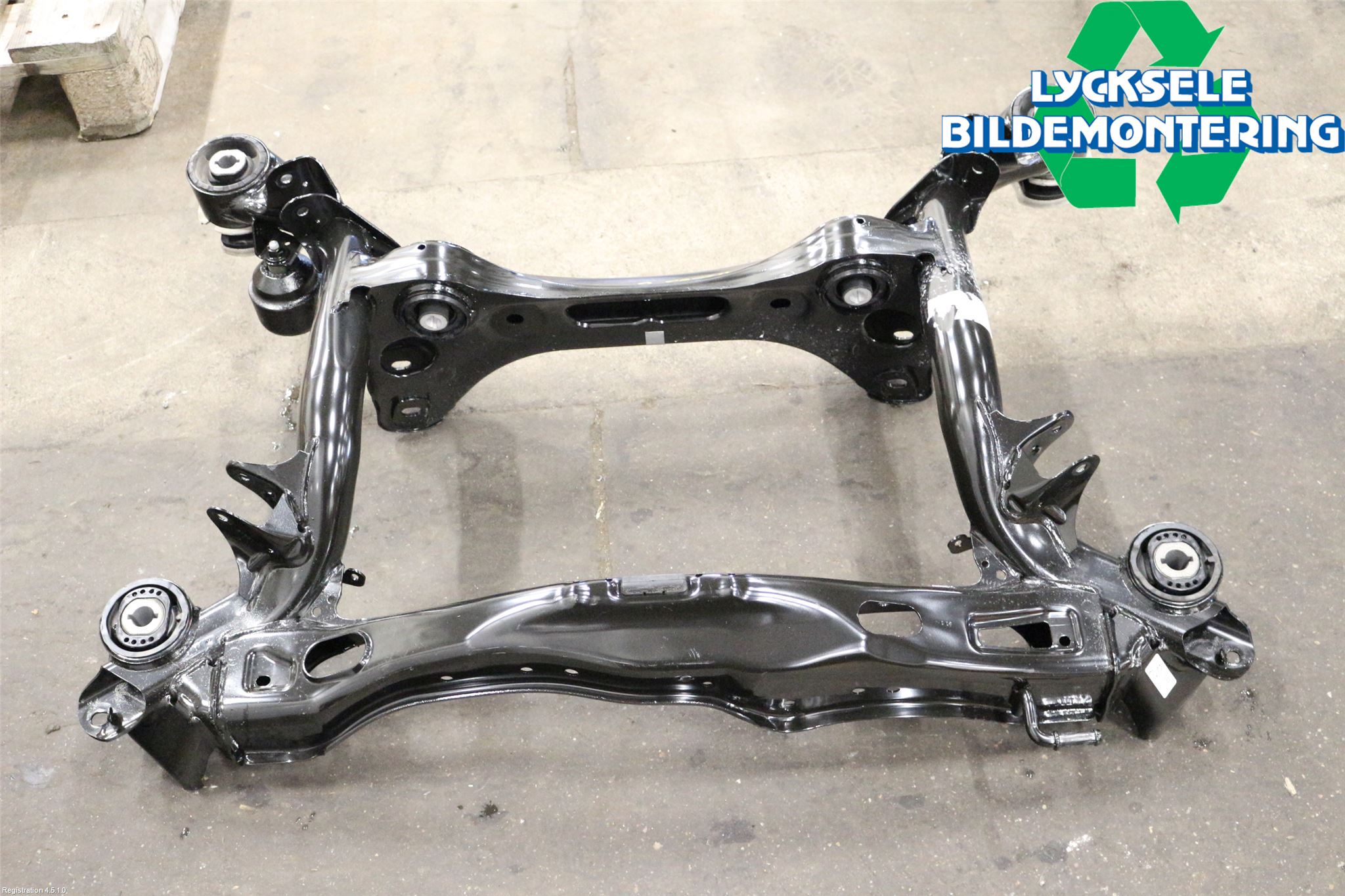 Audi A4/S4 B9 20- Bakaxelbalk