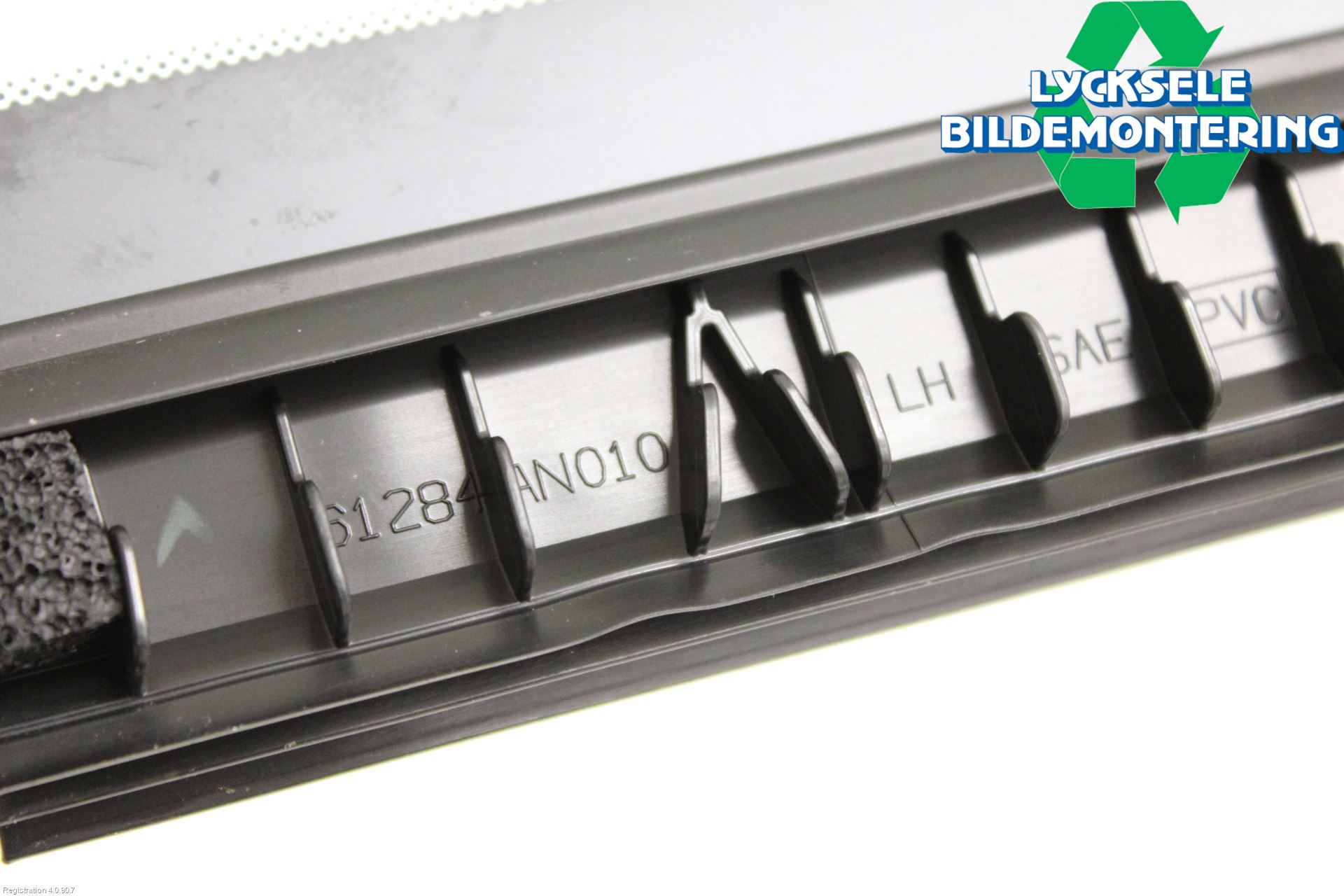 Subaru OUTBACK 21- Dörruta Fram Lilla Vä