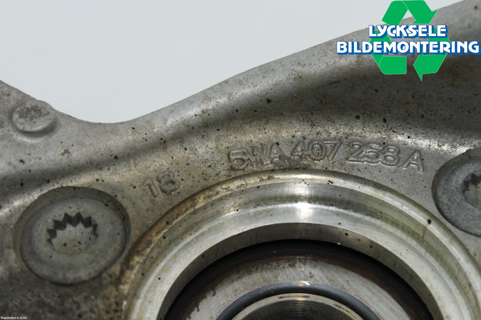 Skoda OCTAVIA (5E) 13-20 Styrspindel Lagerhus Hö