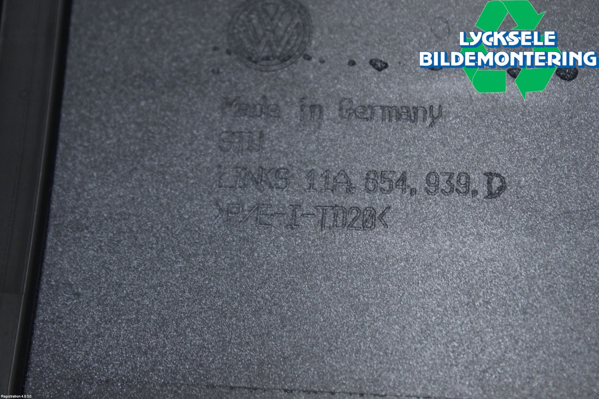 Volkswagen VW ID.4 21- Dörr Dekorlist Fram Vä