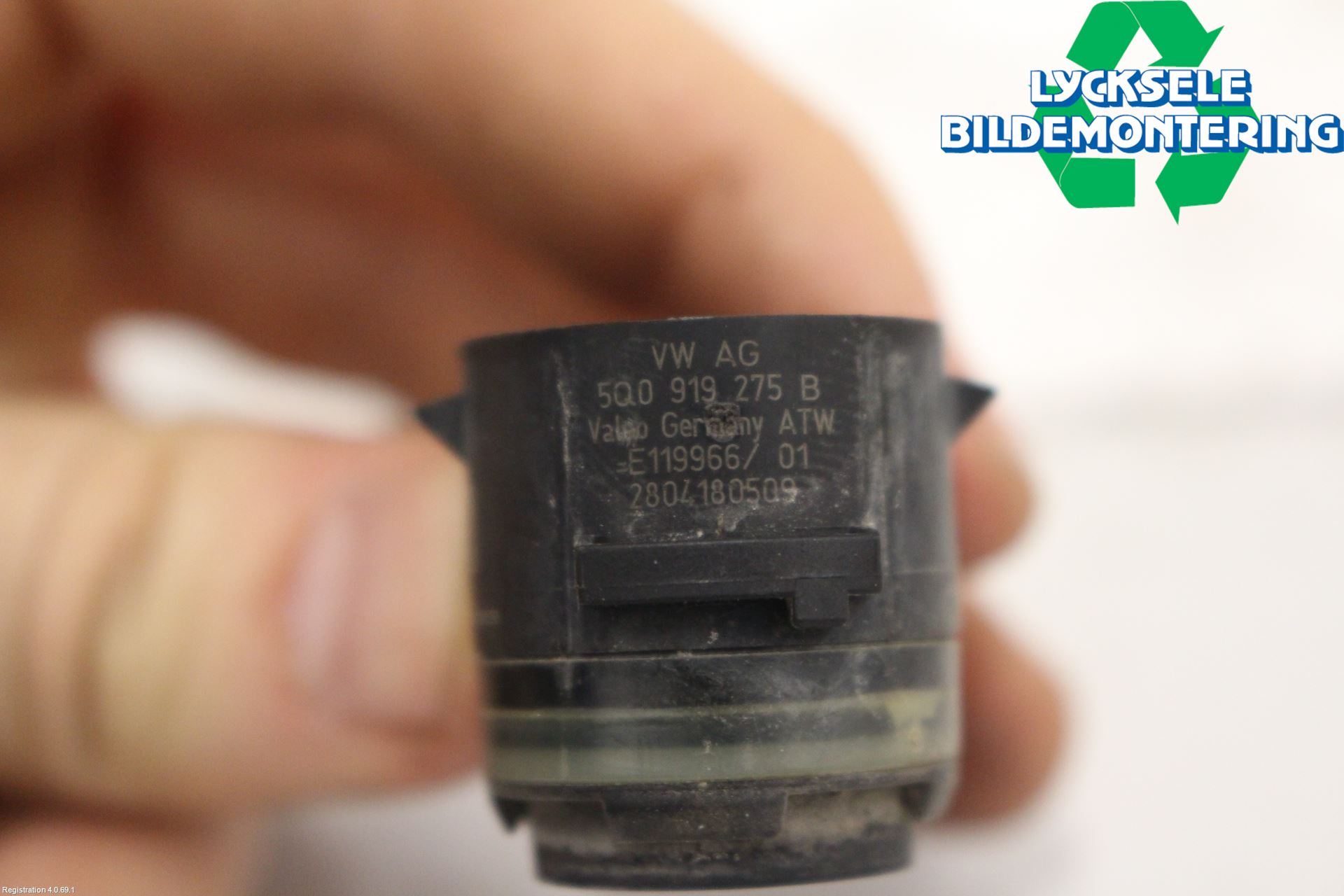 Audi A4/S4 B9 16-19 Parkeringshjälp Backsensor