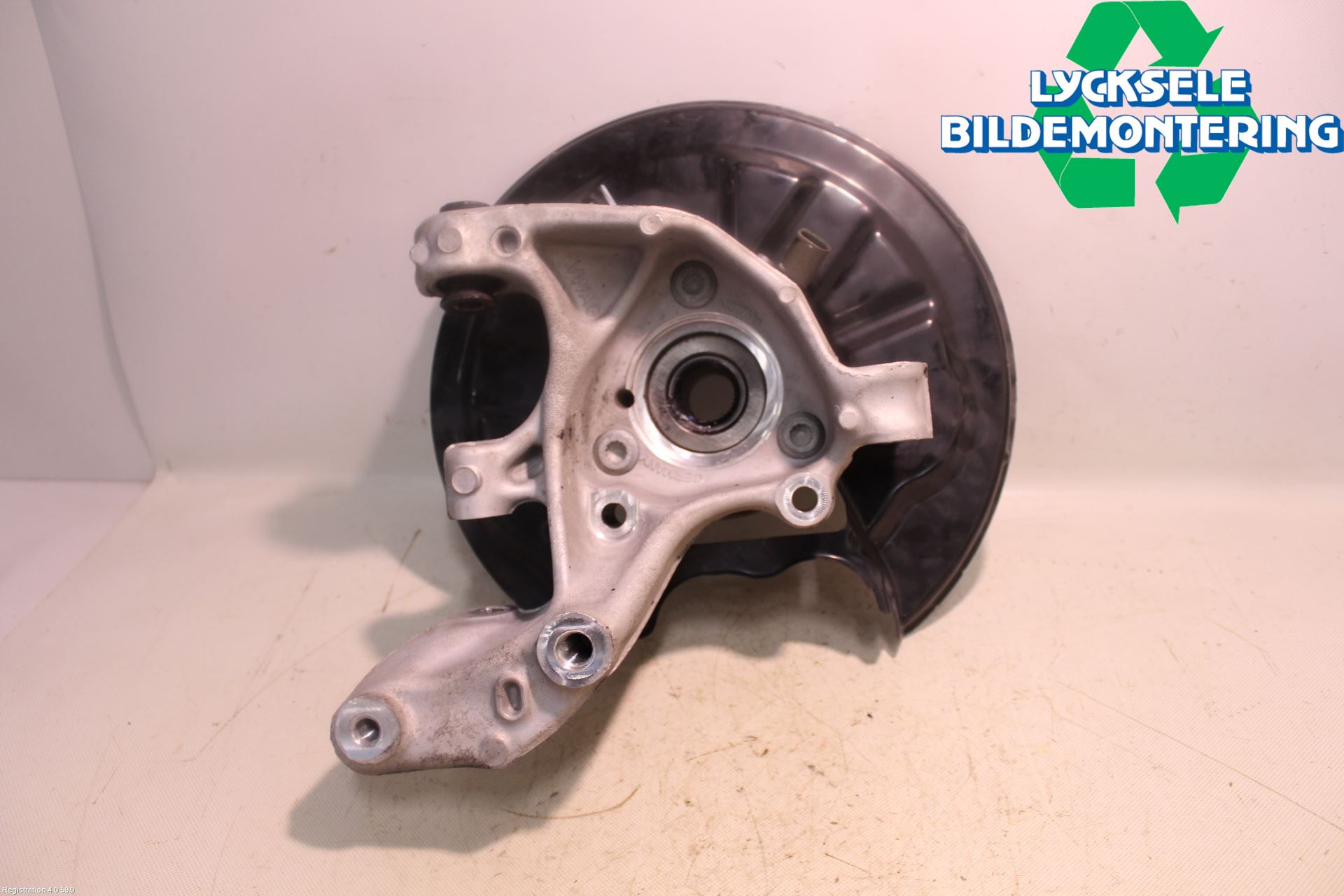 Seat TARRACO 19- Hjullagerhus-Spindel Vä B