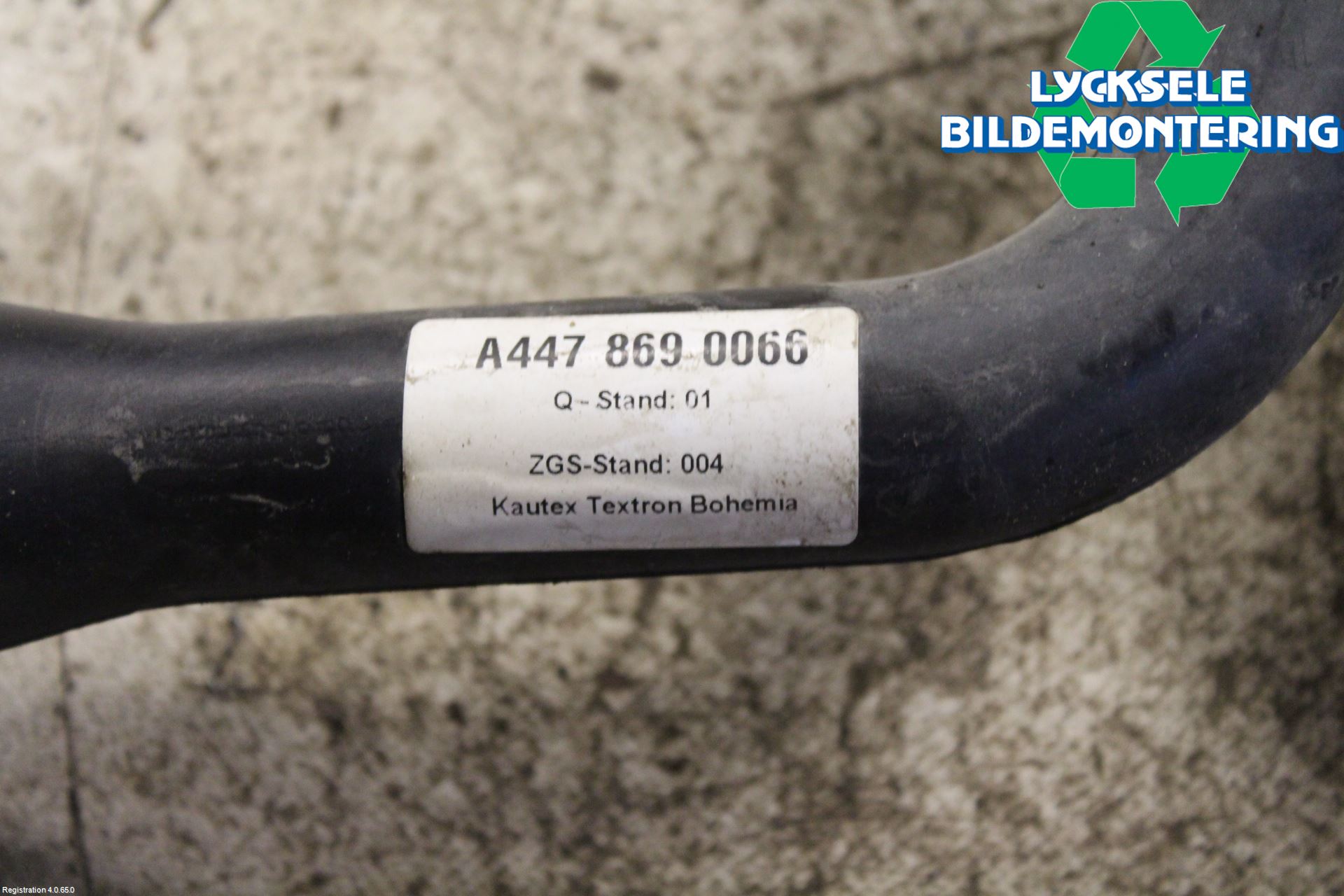 Mercedes-Benz MB VITO/V-KLASS (W640,W447,W448) 14- Spolartank Vindruta