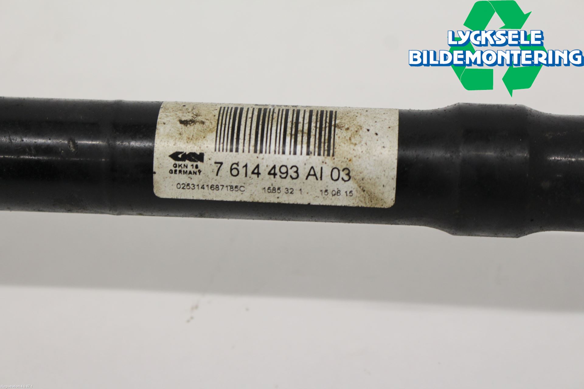 BMW X4 F26 14-18 Drivaxel Bak Vänster