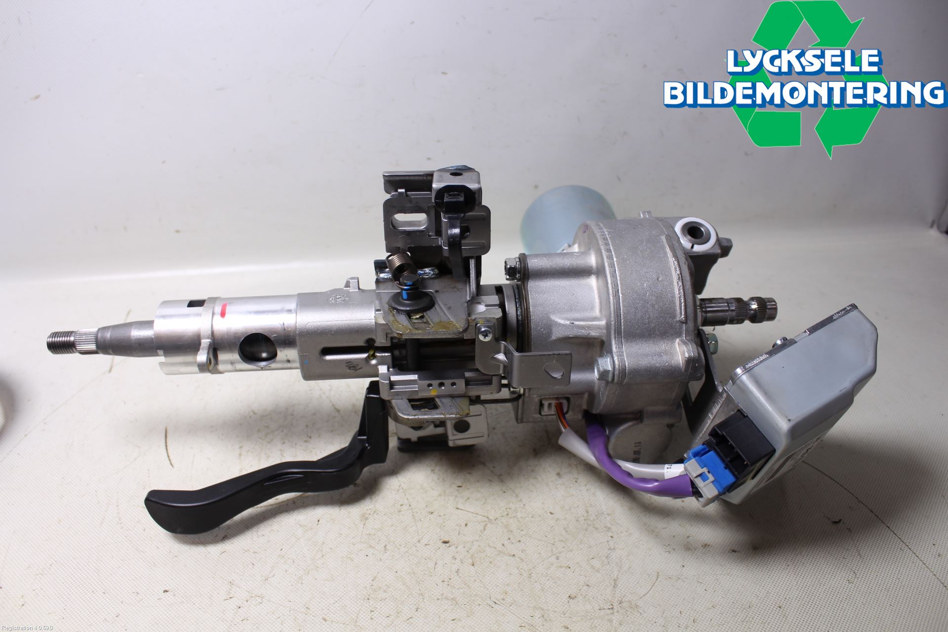 Kia RIO 12-16 Rattaxelagg Justerbart