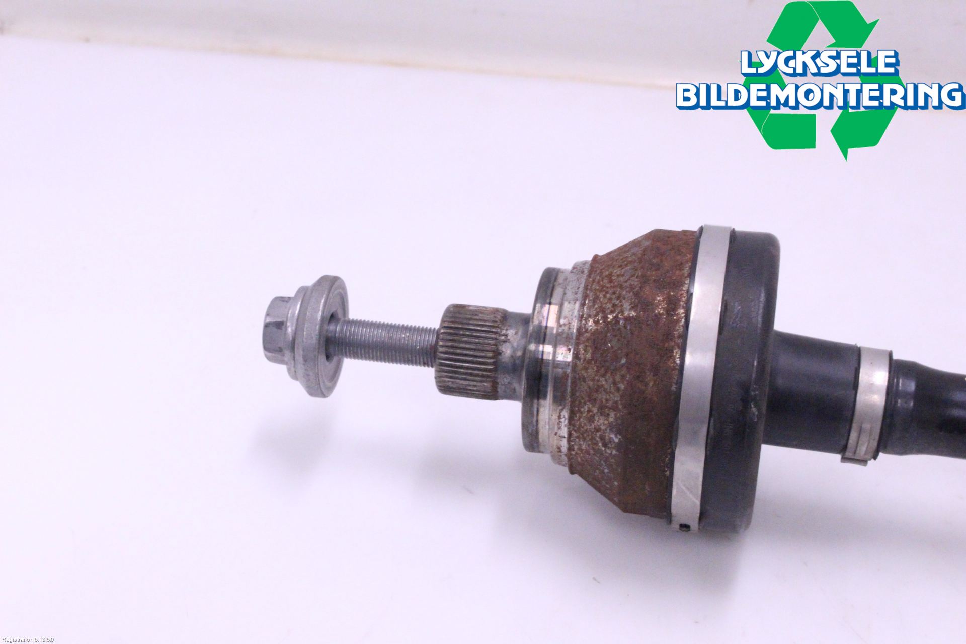 Volkswagen VW ID.5 22- Drivaxel Bak Vänster
