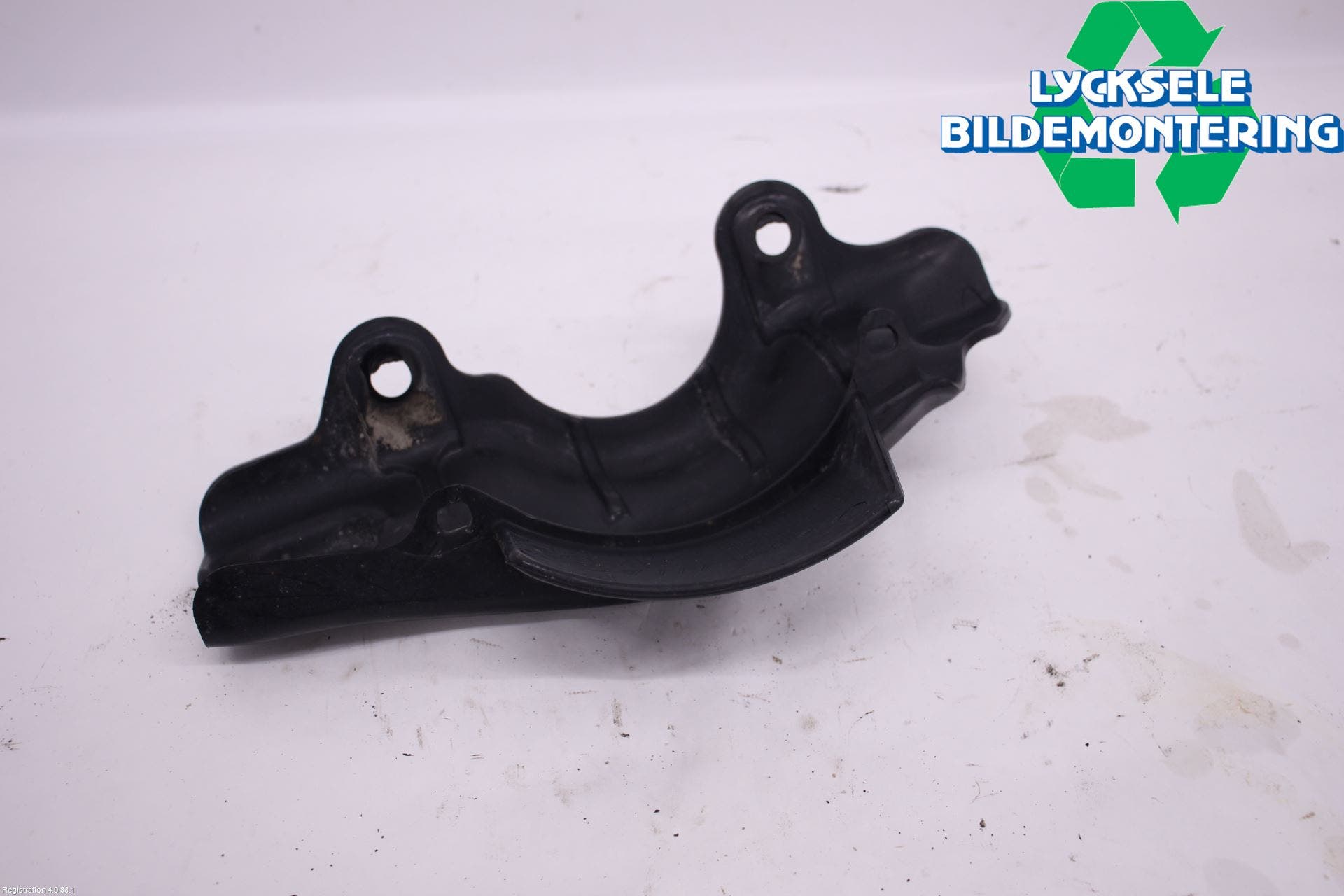 Volkswagen VW TIGUAN 16-24 Stänkskydd