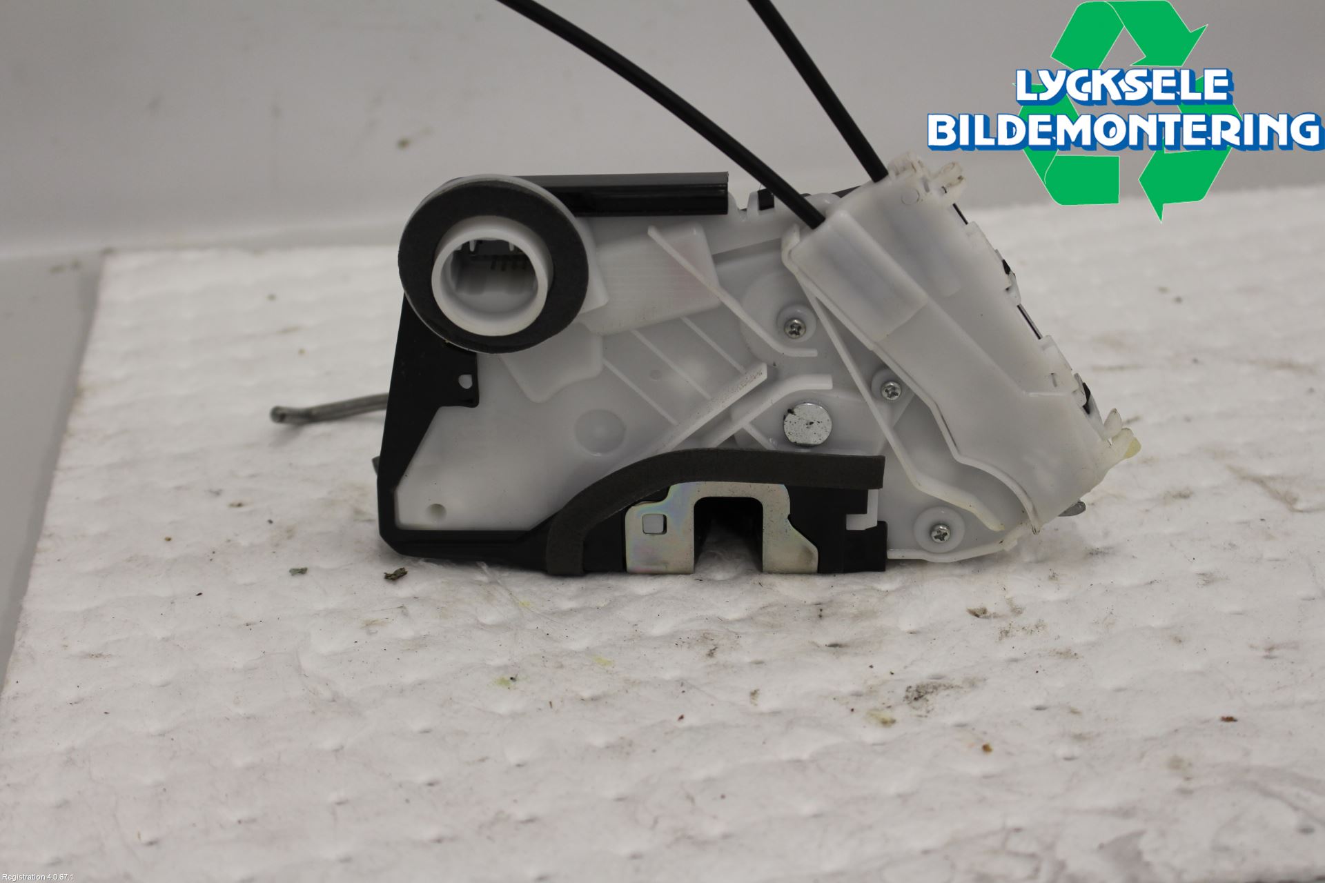 Subaru OUTBACK 15-20 Låskista-Dörrlås