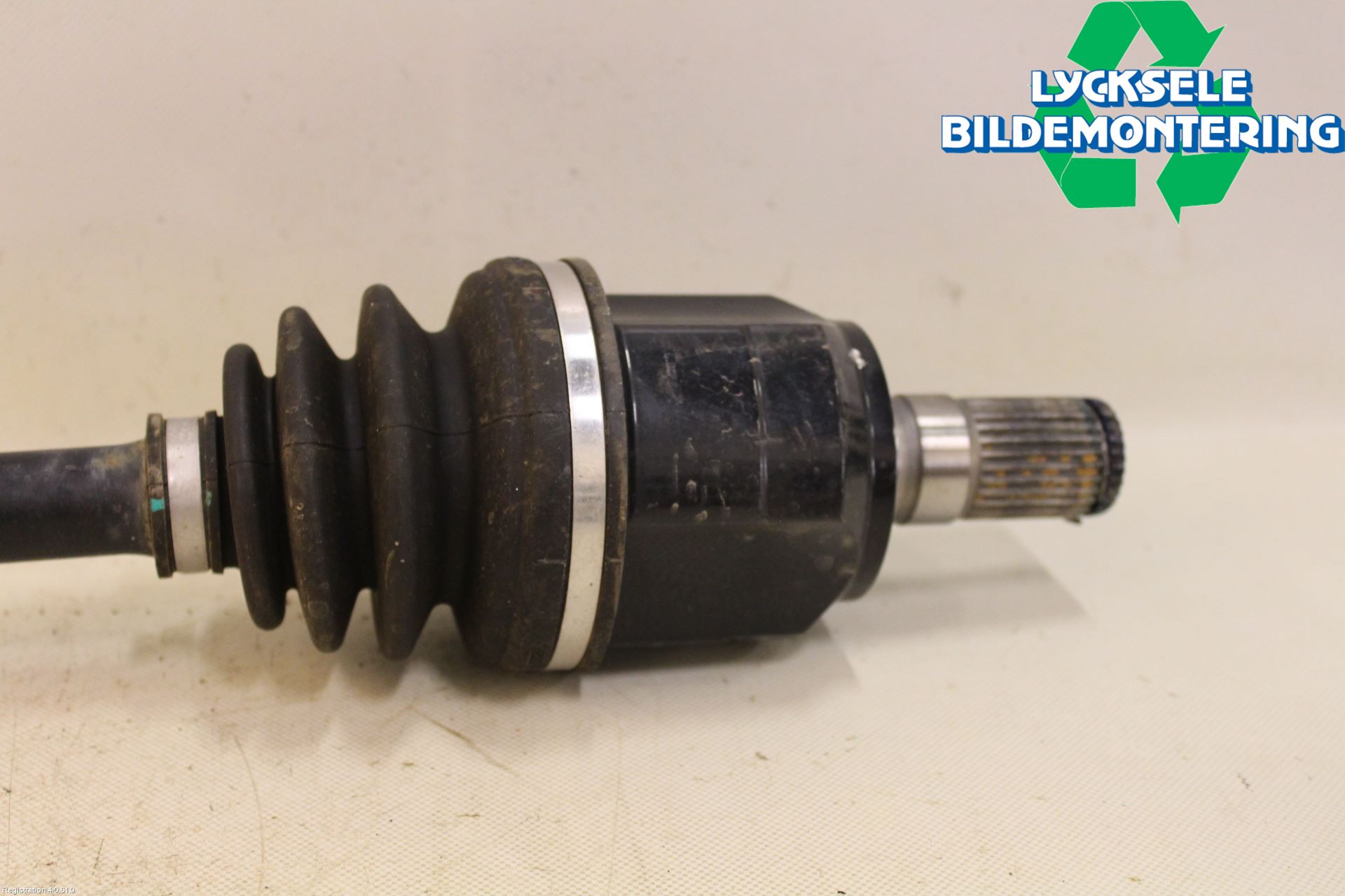 Kia OPTIMA 16-20 Drivaxel Fram Vänster