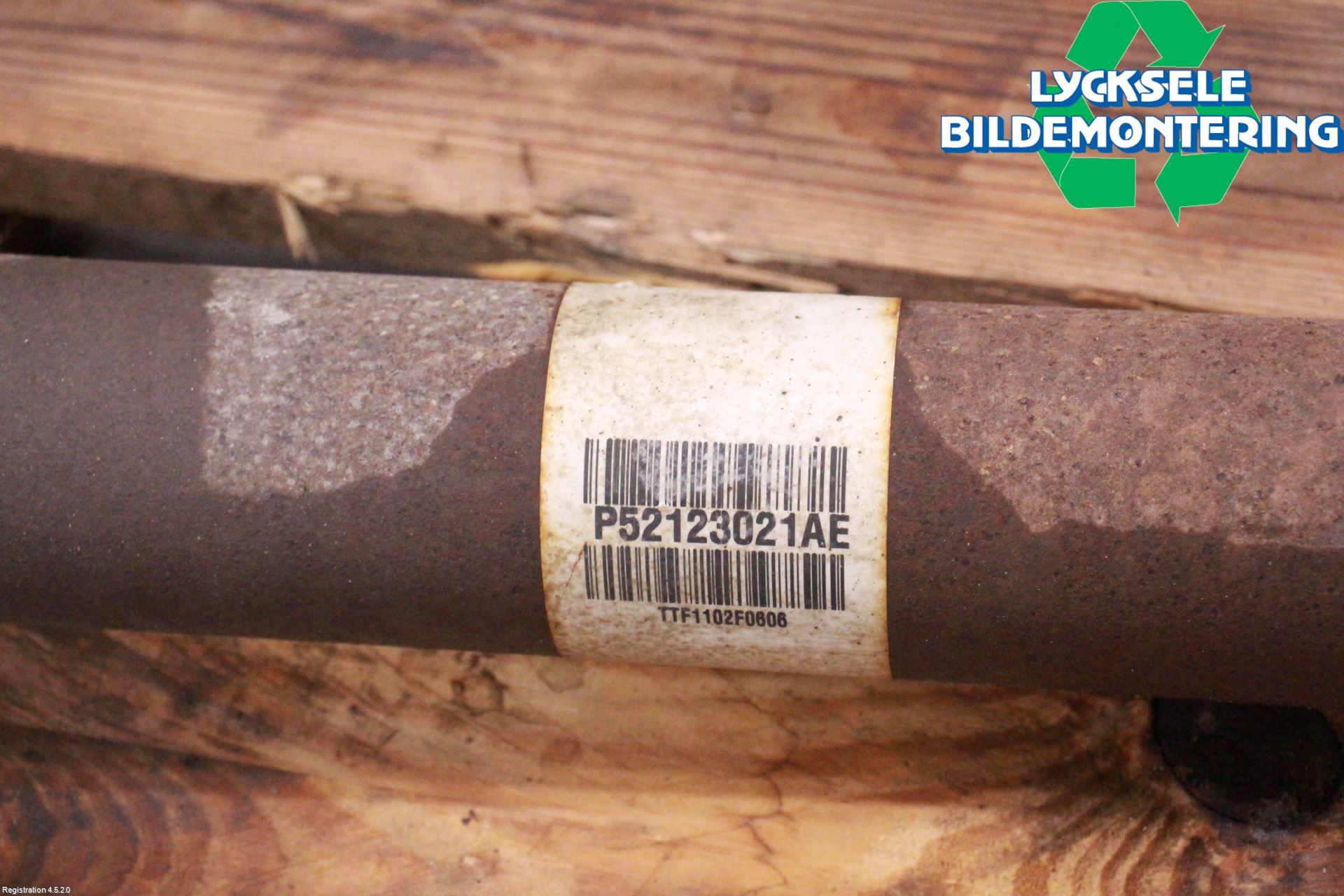 Dodge PICK UP RAM 81- Mellanaxel Främre 4Wd