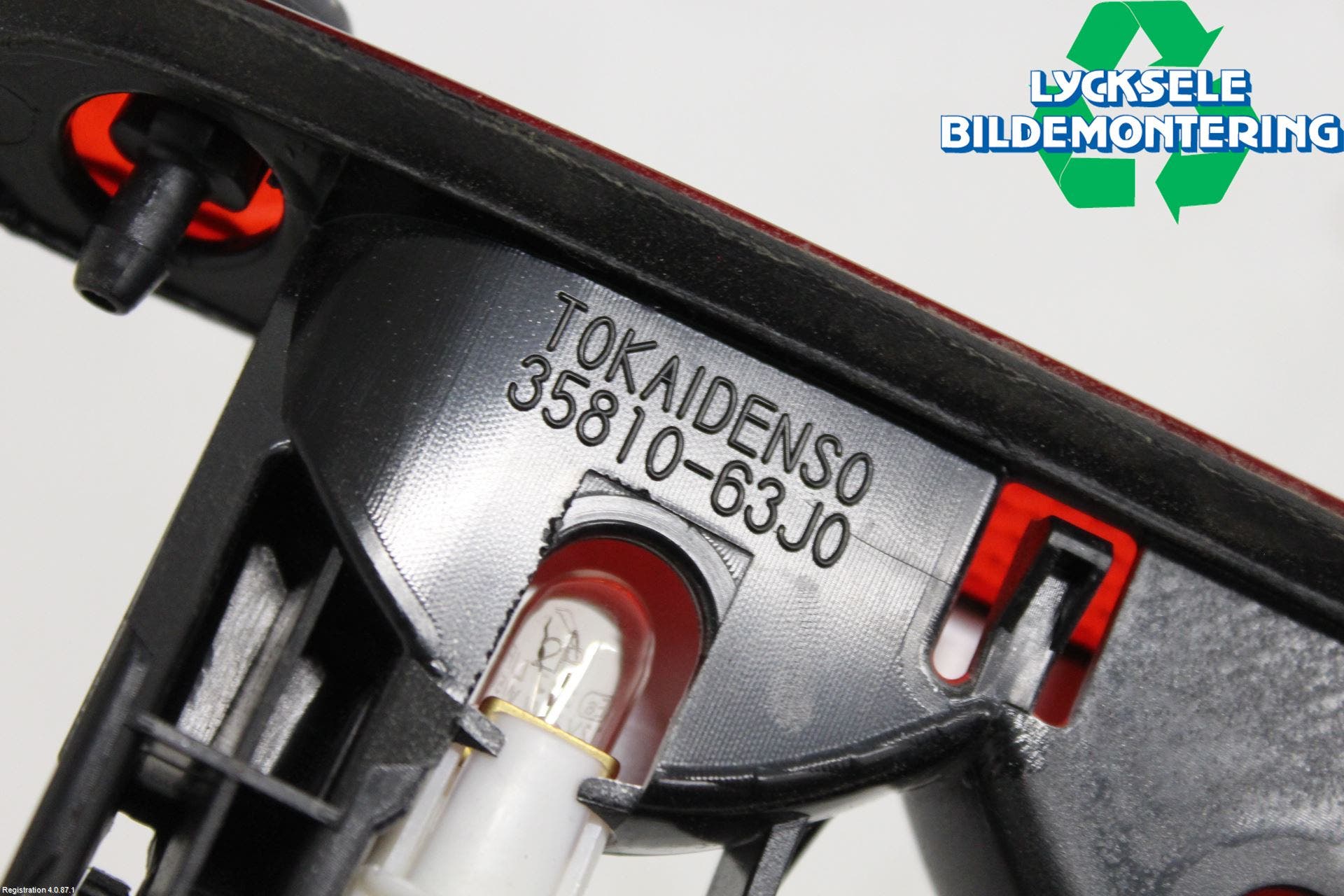 Suzuki SX4 S-CROSS 14-21 Bromsljus Bakruta