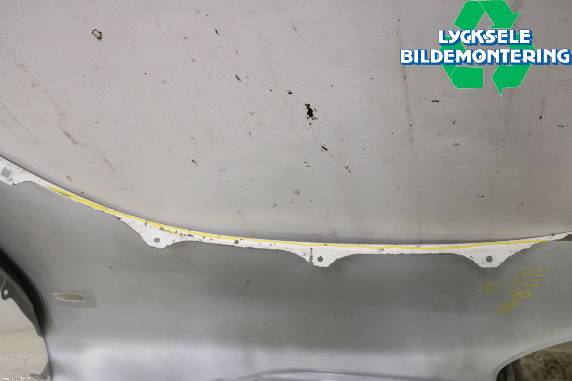 Toyota HILUX 16- Skärm Fram Höger