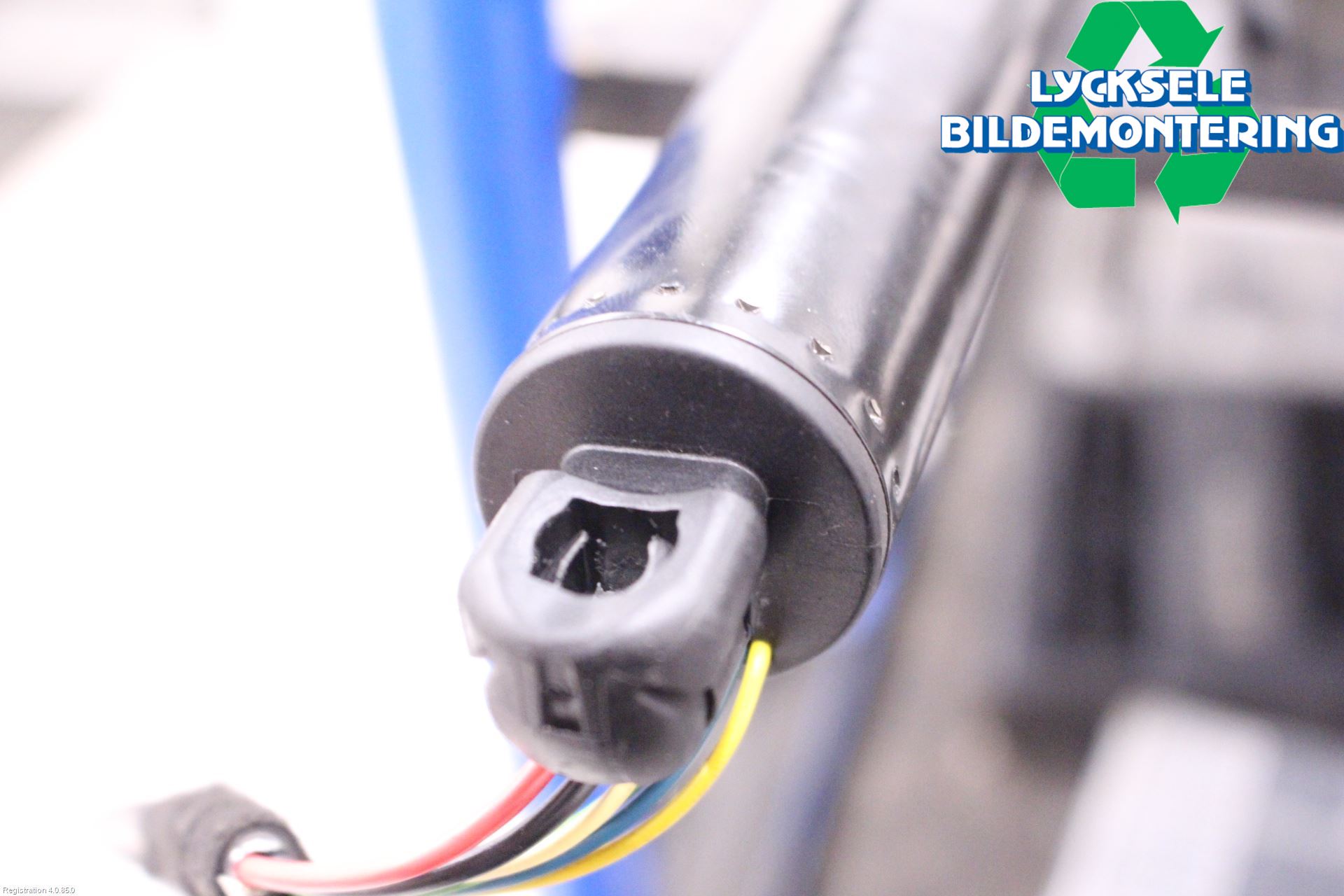 Audi A7/S7 4G 11-17 Bakluckeöppnare Automatisk