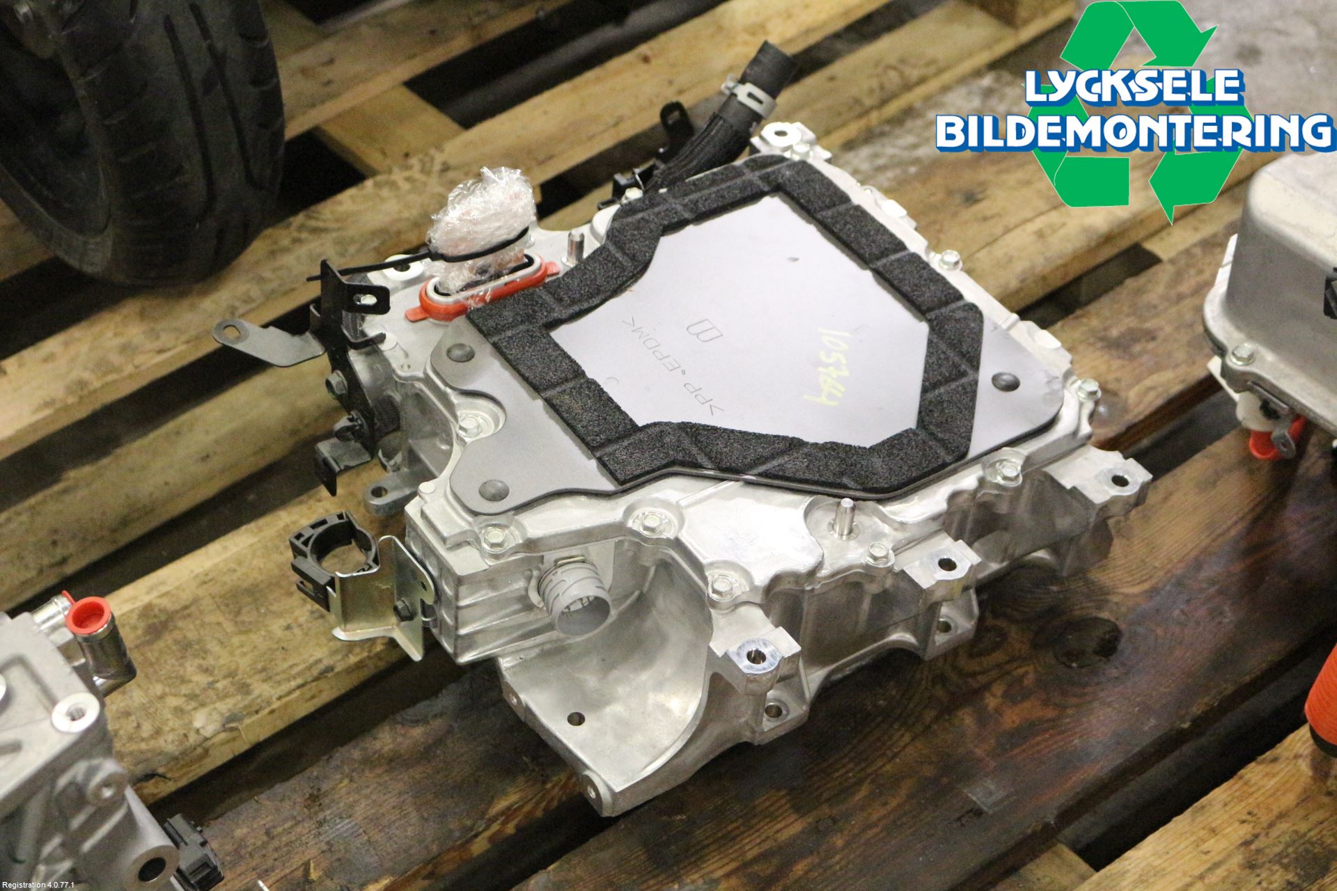 Nissan LEAF 18- Inverter Hybrid