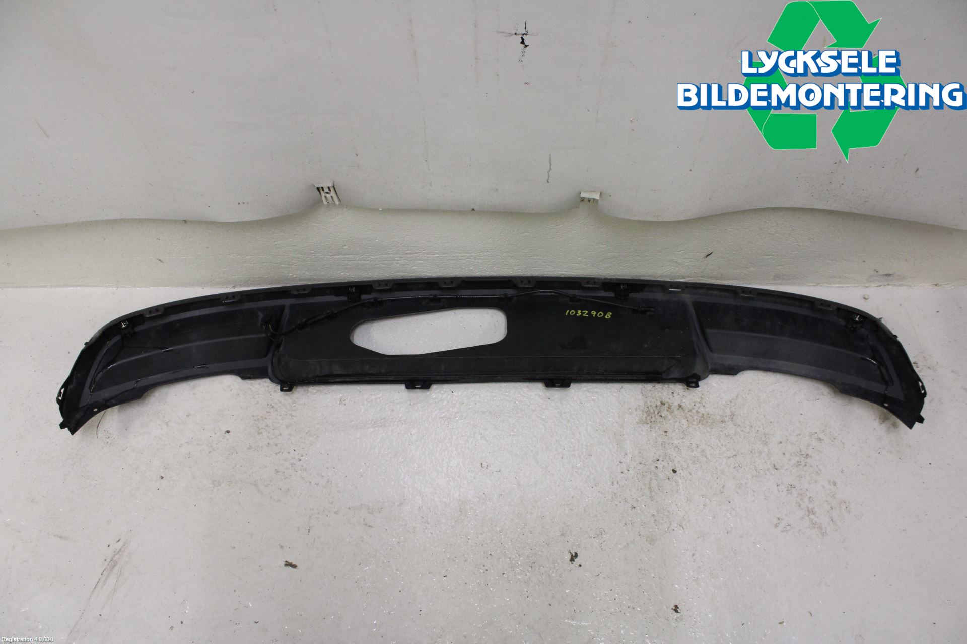 Skoda SUPERB 16-24 Spoiler Bak