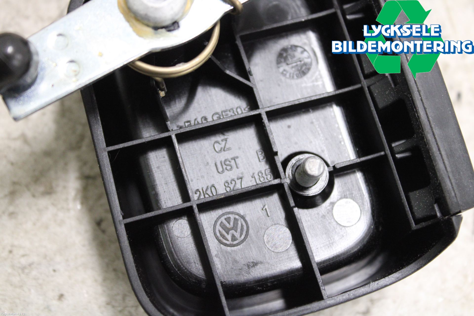 Volkswagen VW CADDY 11-15 Bakluckehandtag Inre