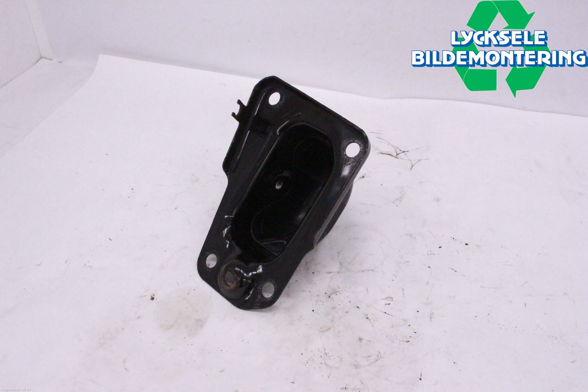 Volkswagen VW TIGUAN 16-24 Bärarm Bak Höger