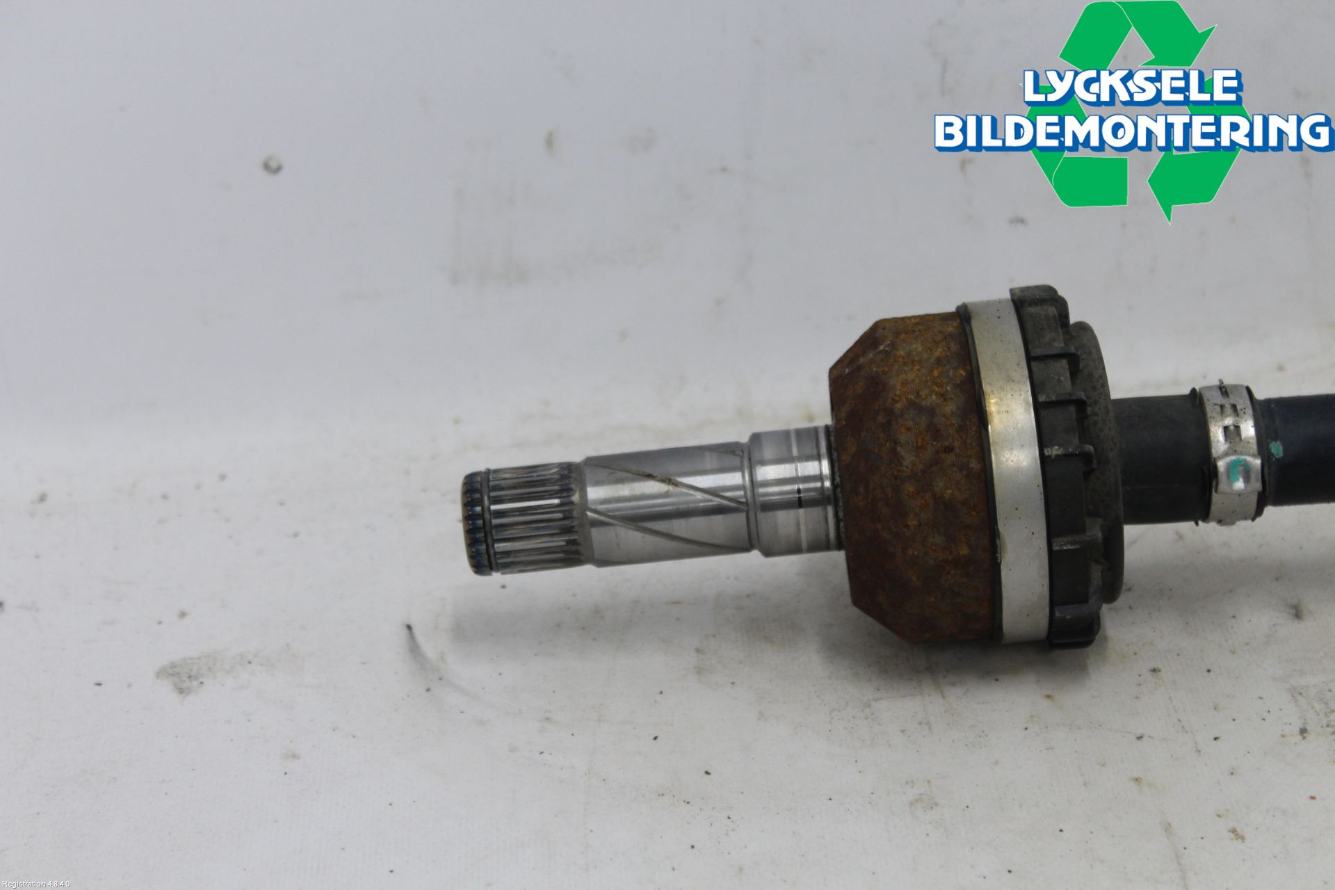 Volvo V90 17->> Drivaxel Bak Höger