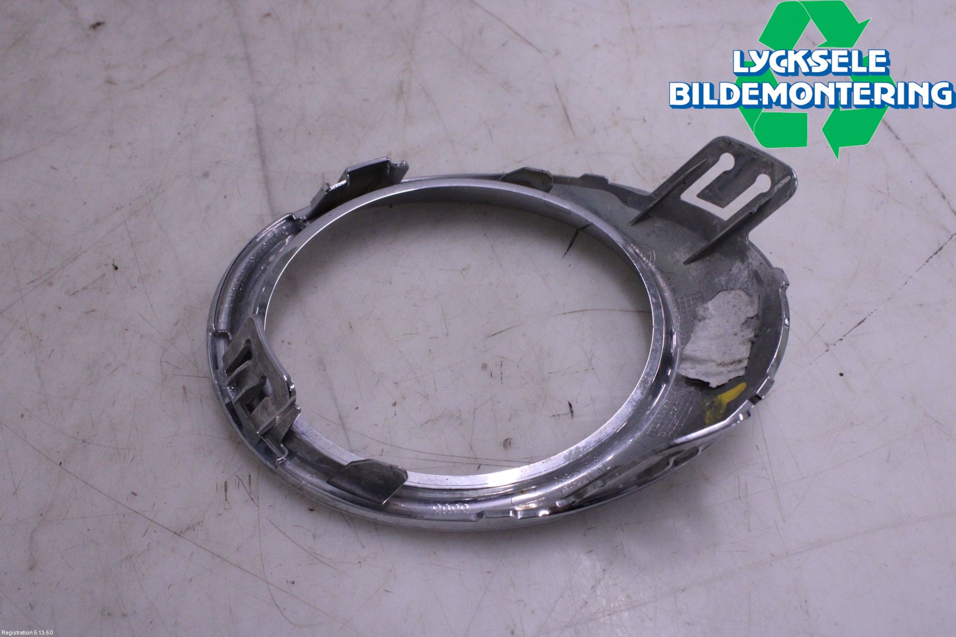 Nissan NOTE E12 14-20 Dimljussarg Fram