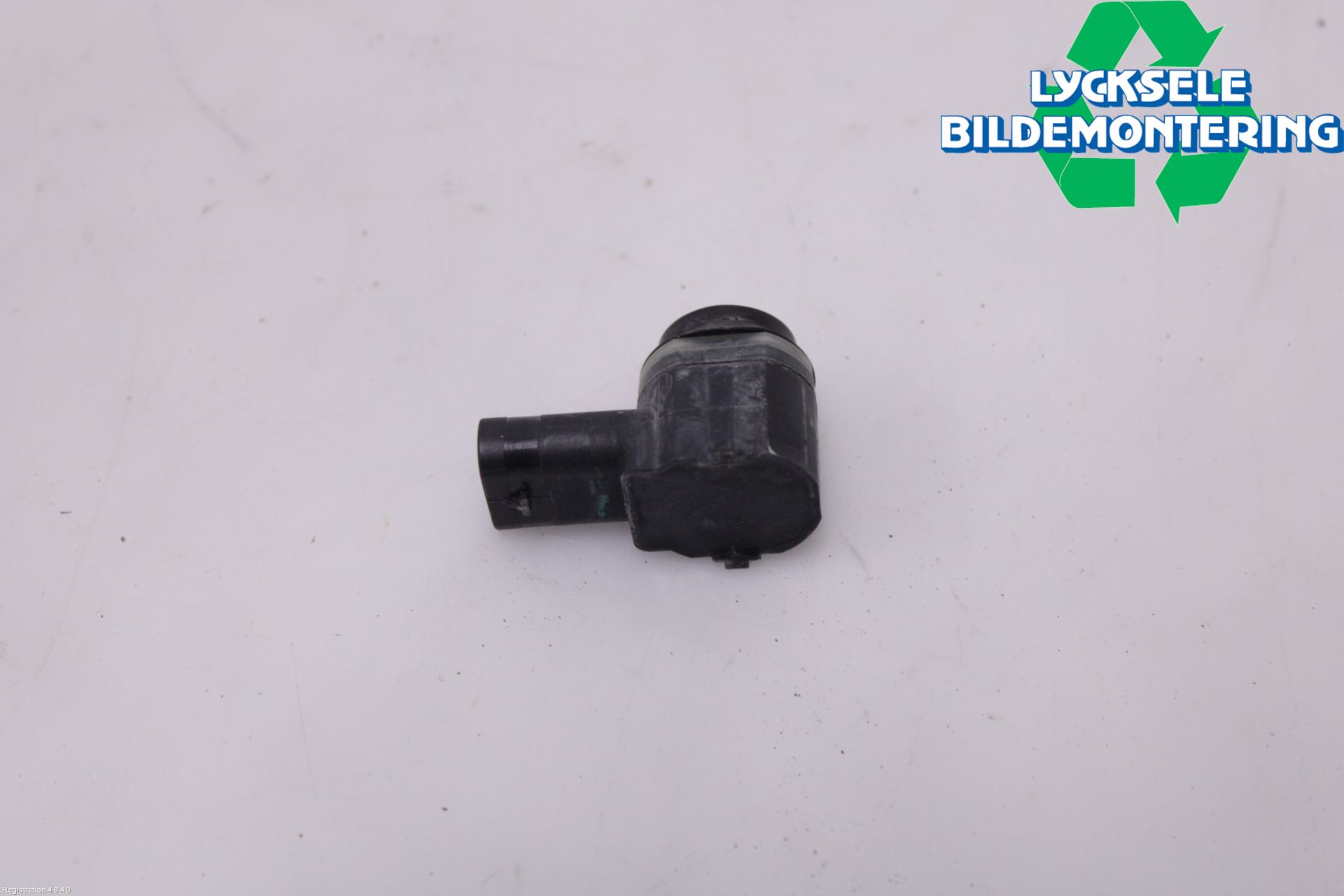 Volkswagen VW PASSAT 11-14 Parkeringshjälp Frontsensor