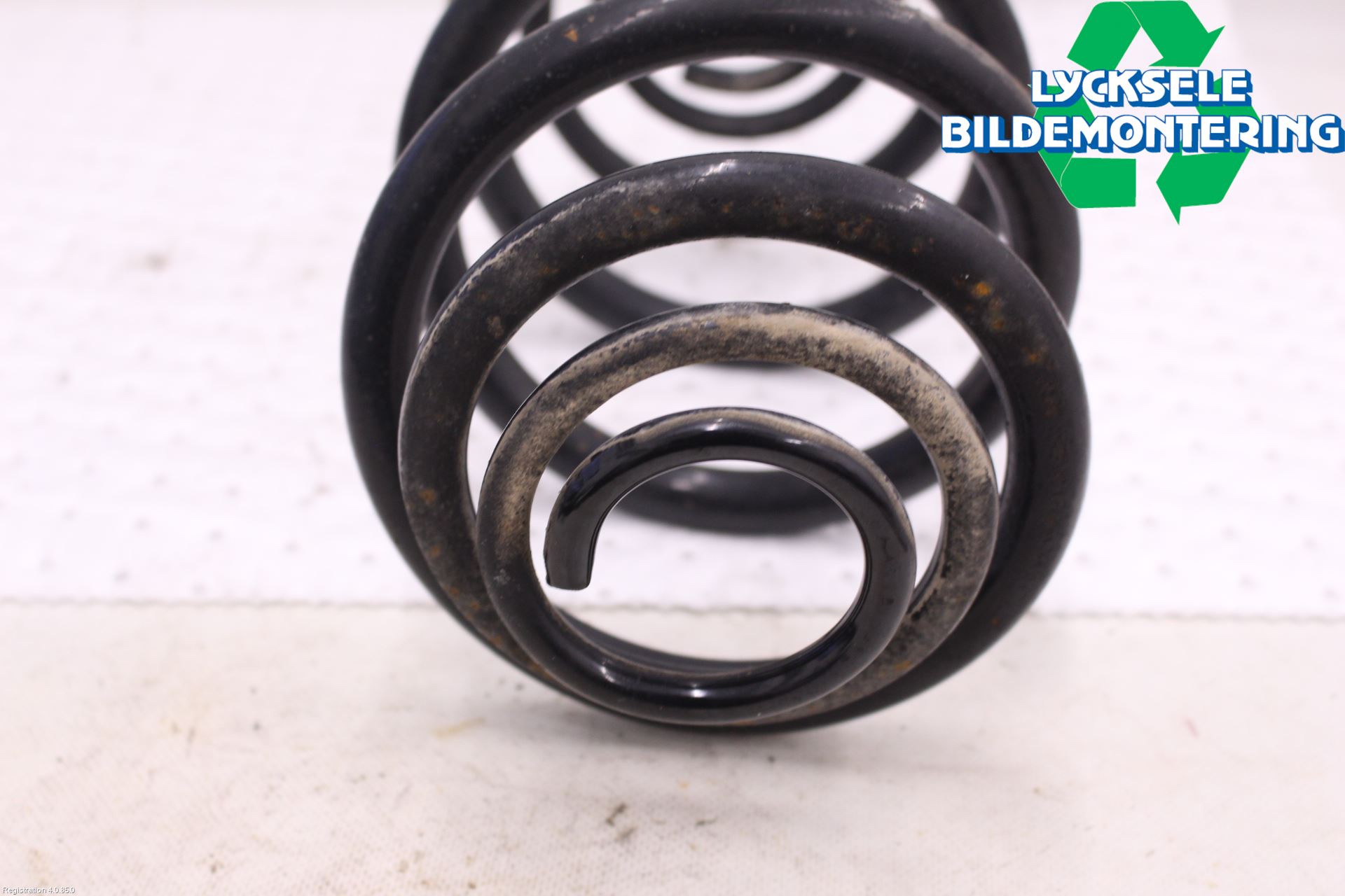 Opel VIVARO 15-19 Fjäder Bak