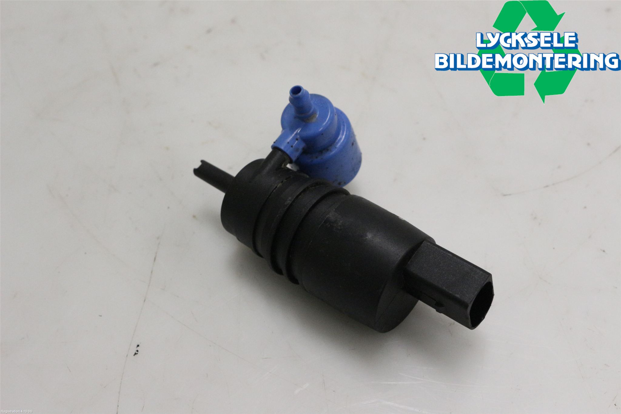 Volkswagen VW CADDY 11-15 Spolarpump Vindruta