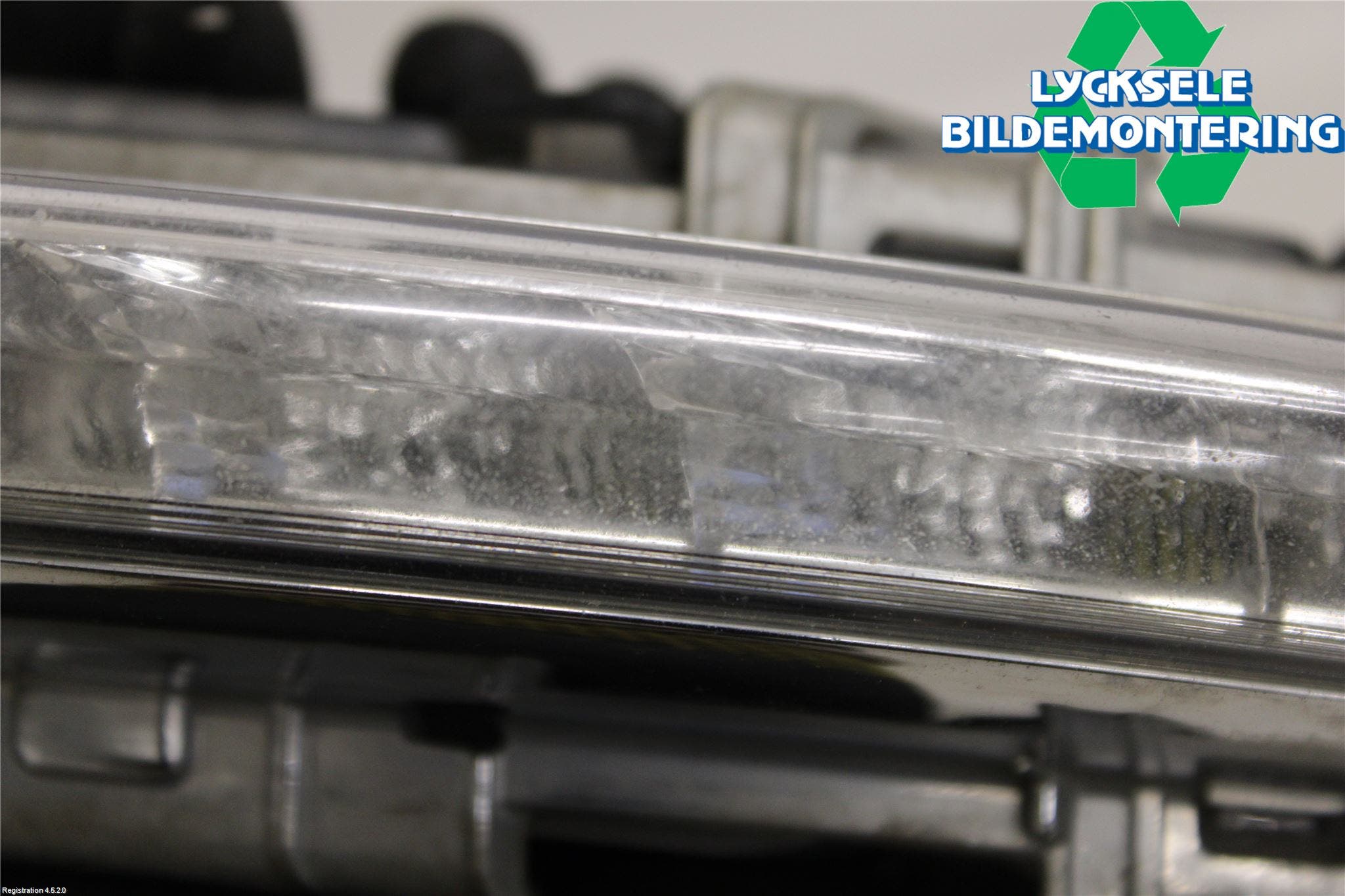 Mercedes-Benz MB C-KLASS (W204) 07-15 Dimljus-Varselljus Fram