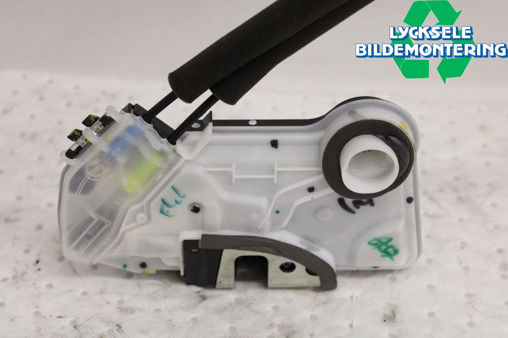 Toyota C-HR 16-23 Låskista-Dörrlås