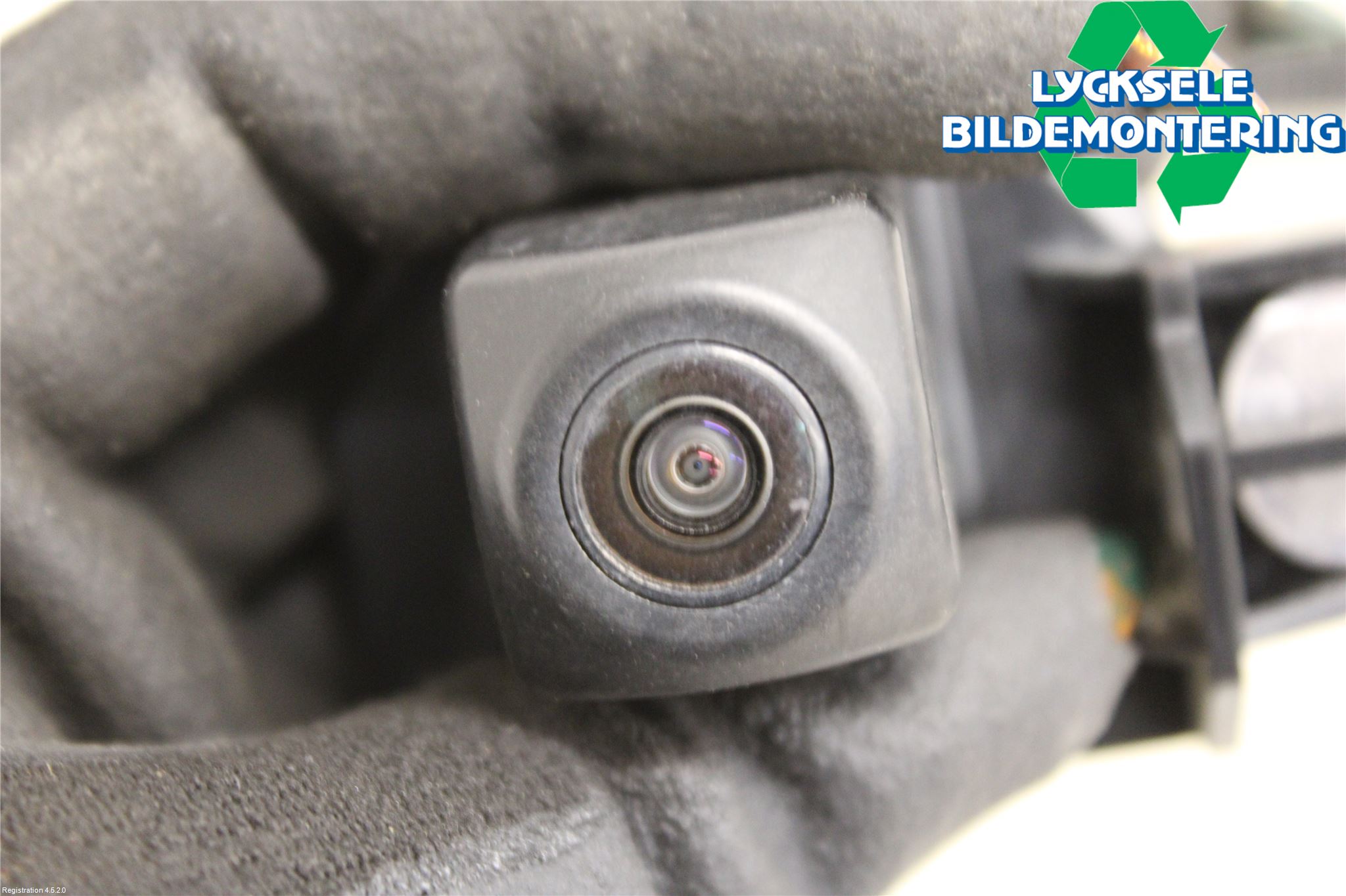 Toyota YARIS XP130 15-20 Parkeringshjälp Kamera