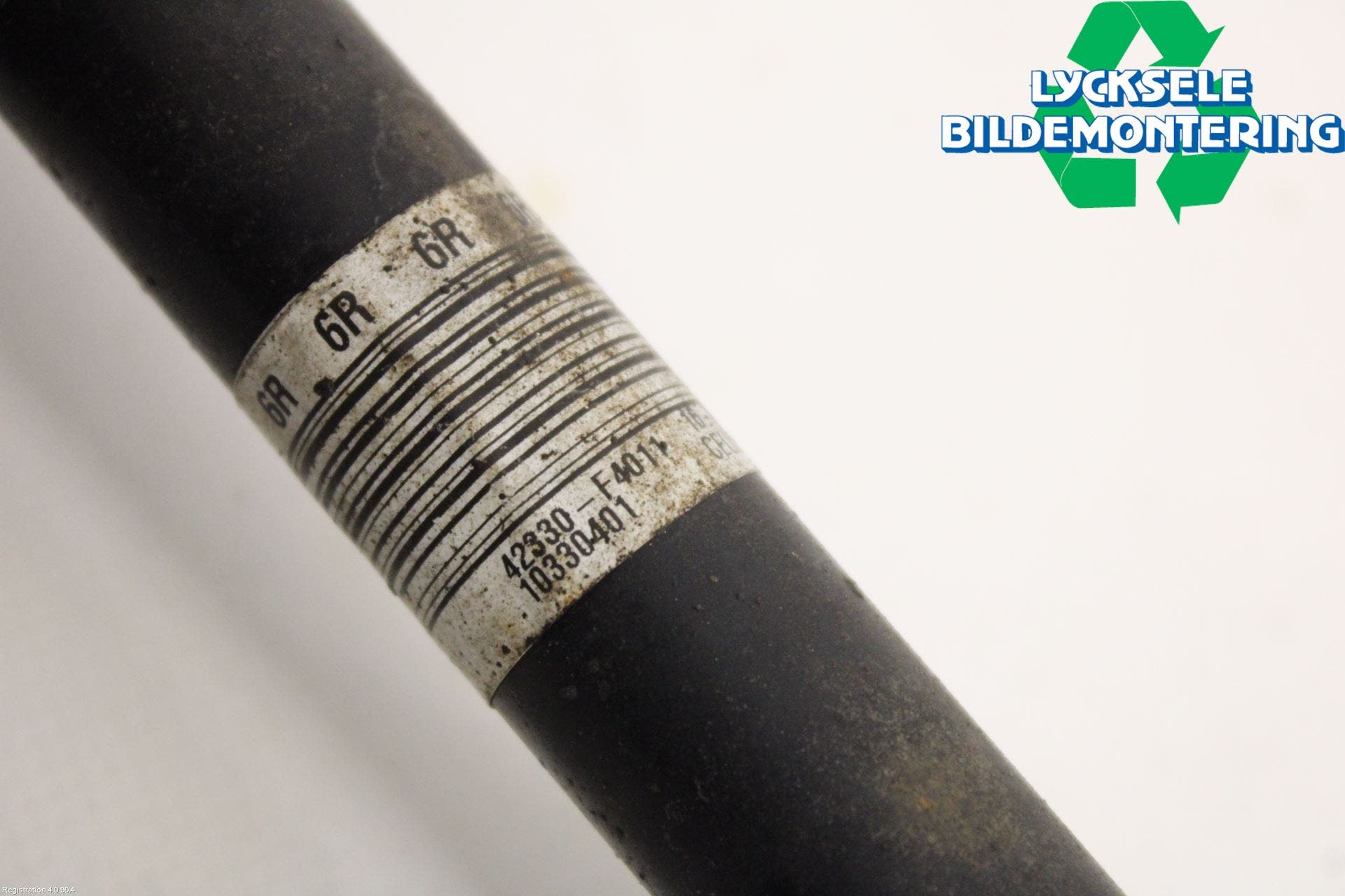 Toyota C-HR 16-23 Drivaxel Bak Höger