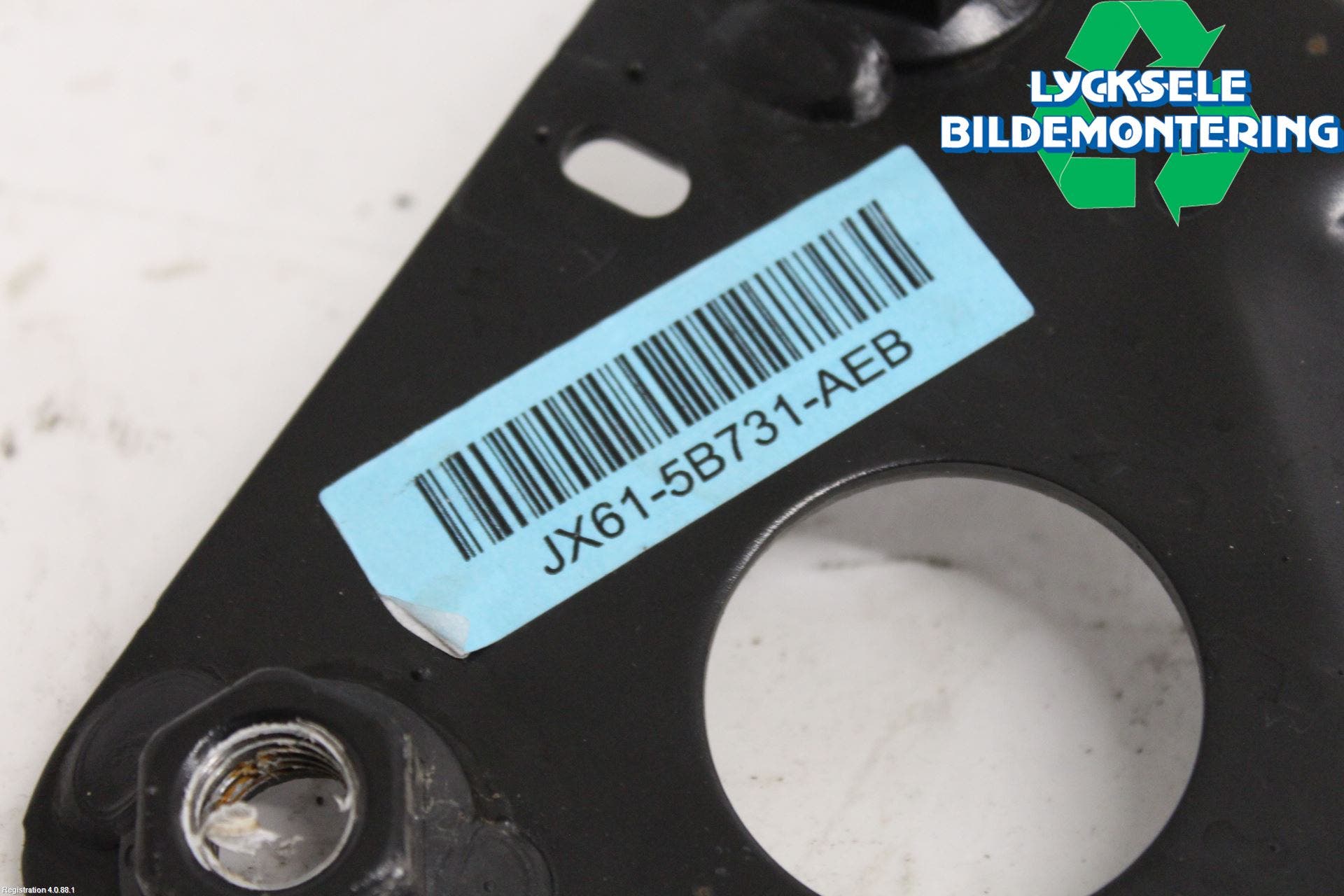 Ford FOCUS 19- Bärarm Bak Vänster