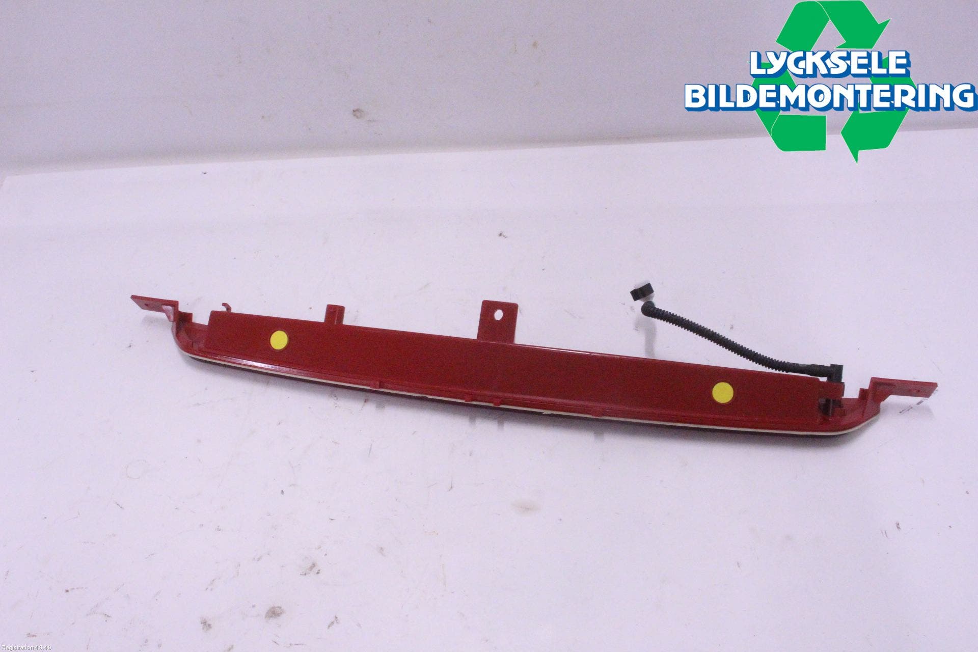 Volkswagen VW T-ROC 18- Bromsljus Bakruta