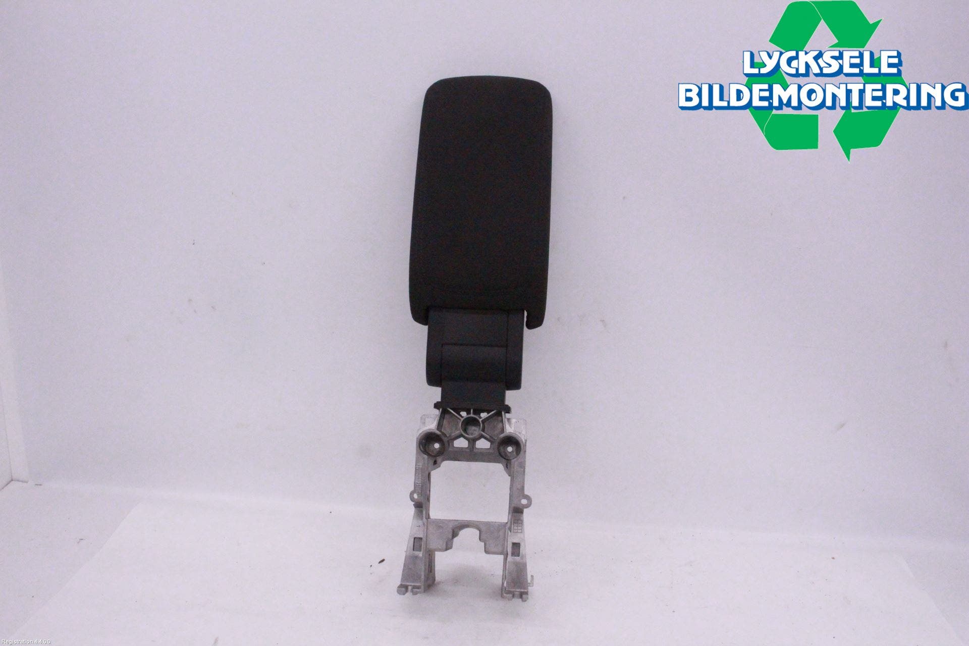 Audi Q2/SQ2 17- Inredning Armstöd