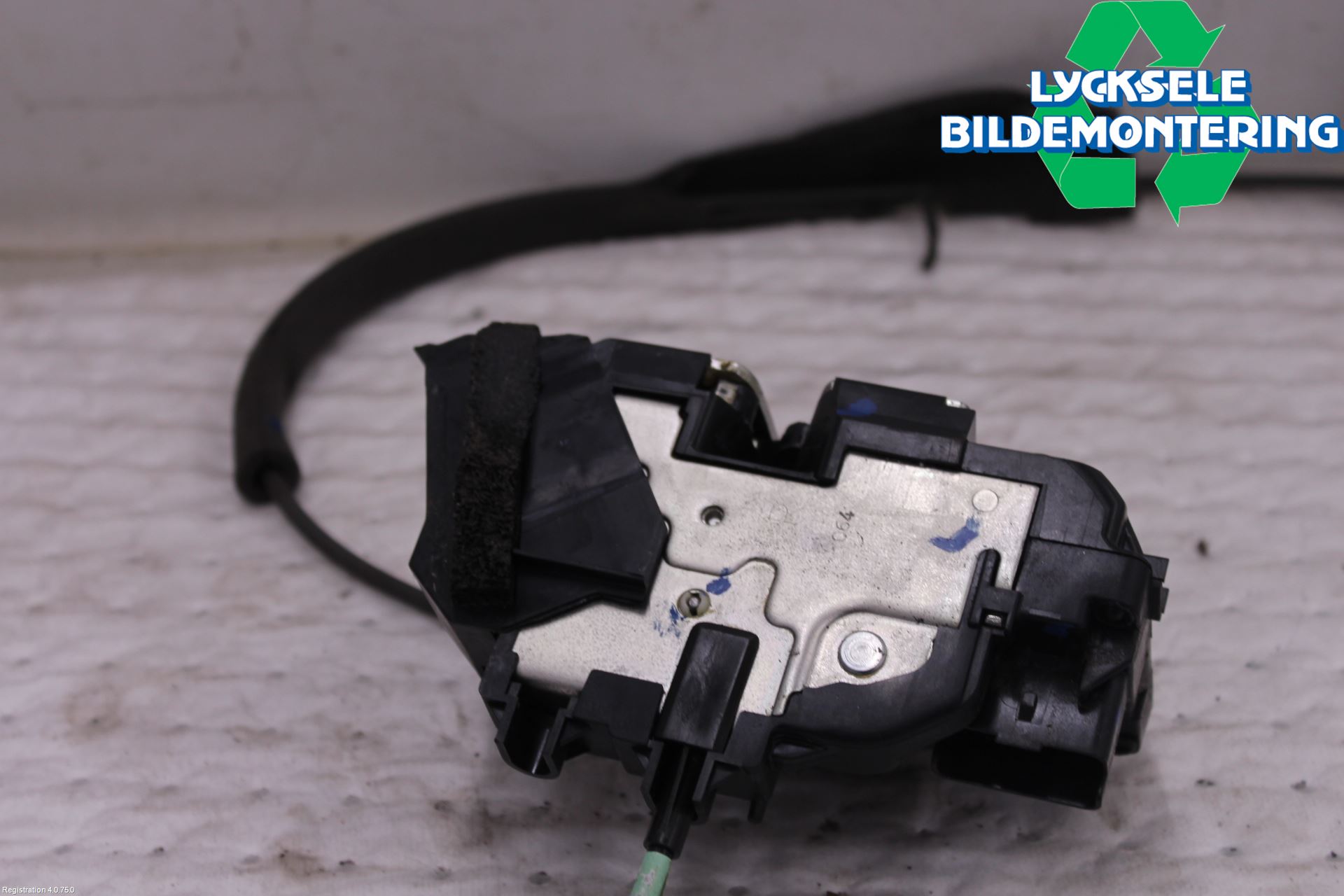 Nissan JUKE 14-19 Låskista-Dörrlås