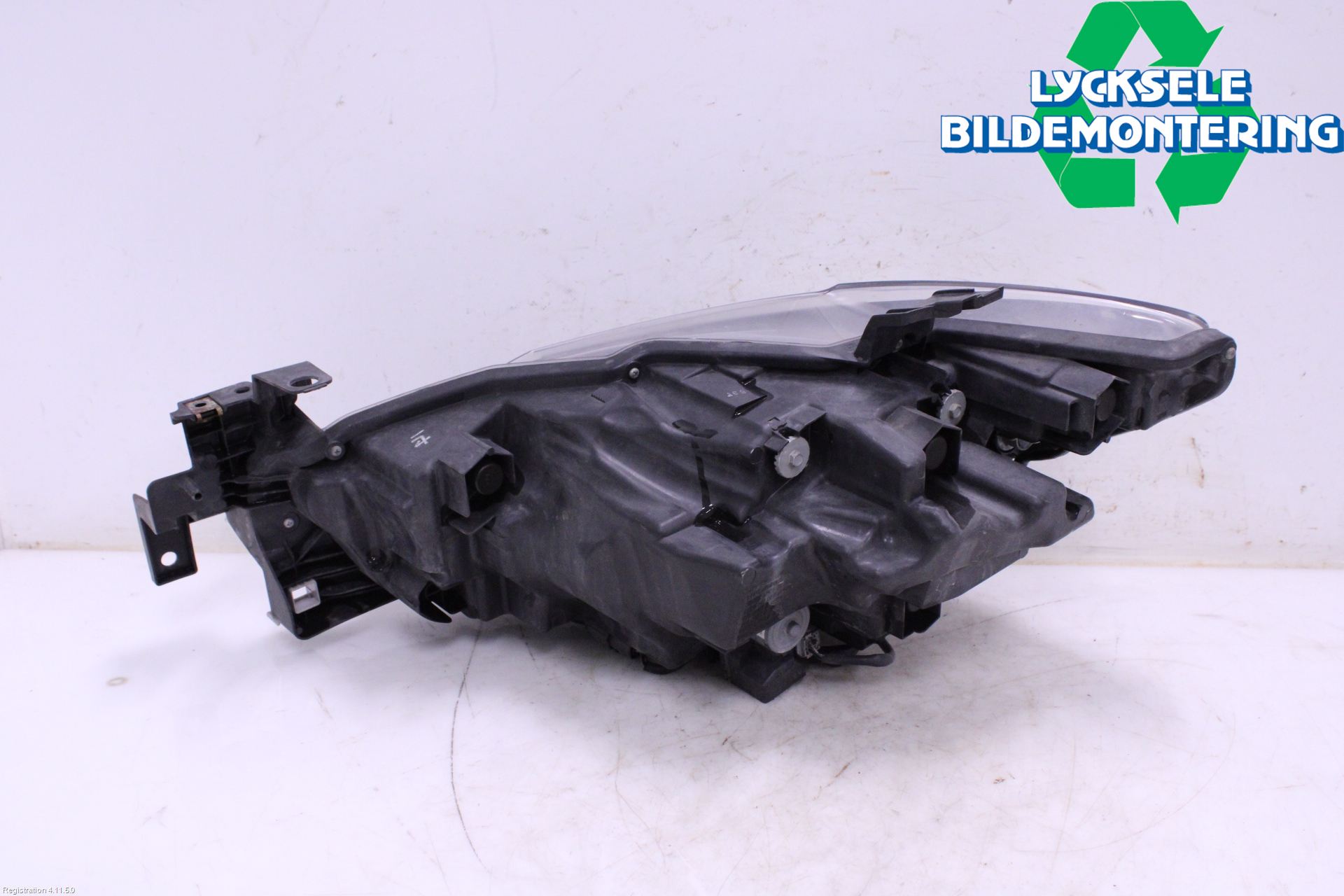 Mazda 6 13- Strålkastare Höger