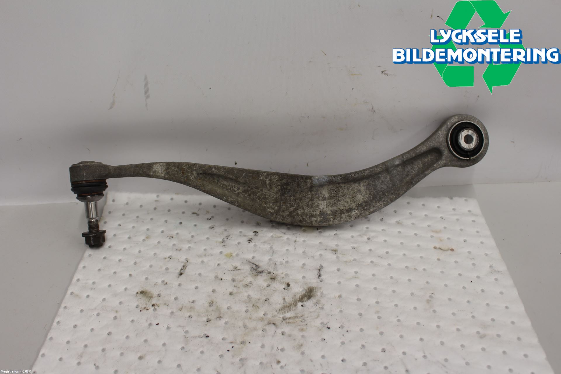 BMW 5 F10/F11/F18 09-17 Bärarm Bak Höger