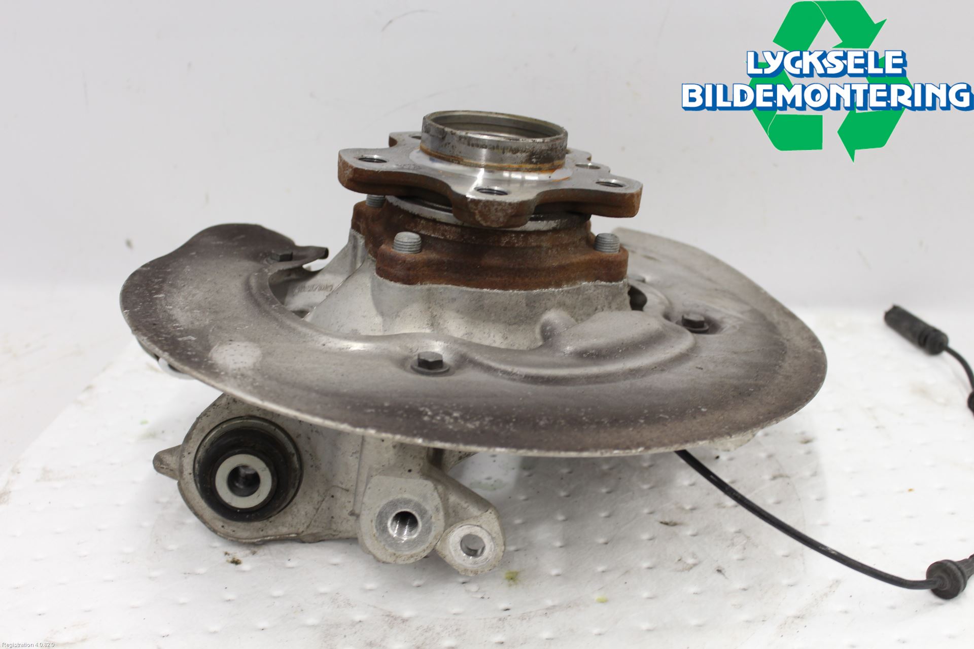 BMW 3 G20/G21/G80/G81 19- Hjullagerhus-Spindel Vä B