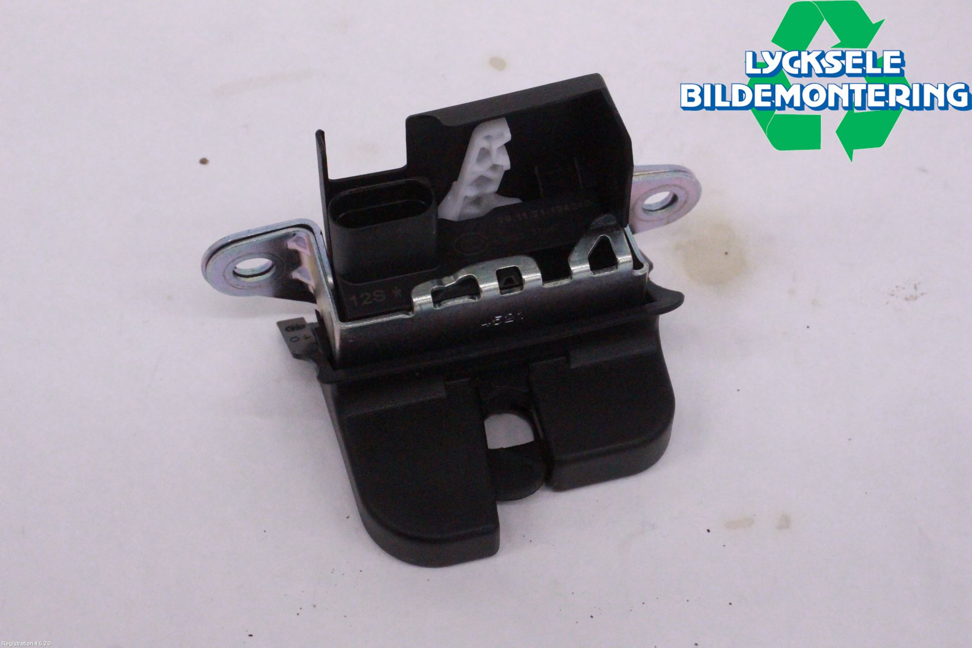 Volkswagen VW GOLF / E-GOLF VIII 20- Låskista Baklucka